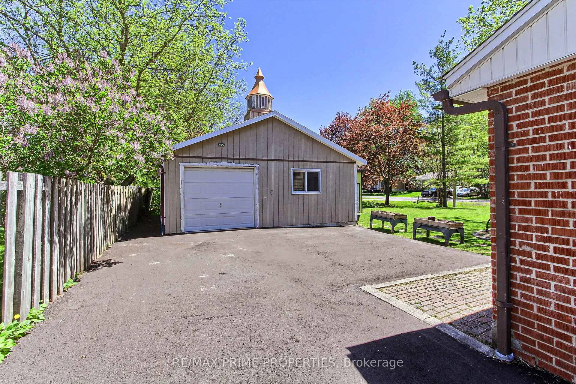 Photo 24 of 63 Ruta Crescent, Georgina, Keswick North — HOMEH