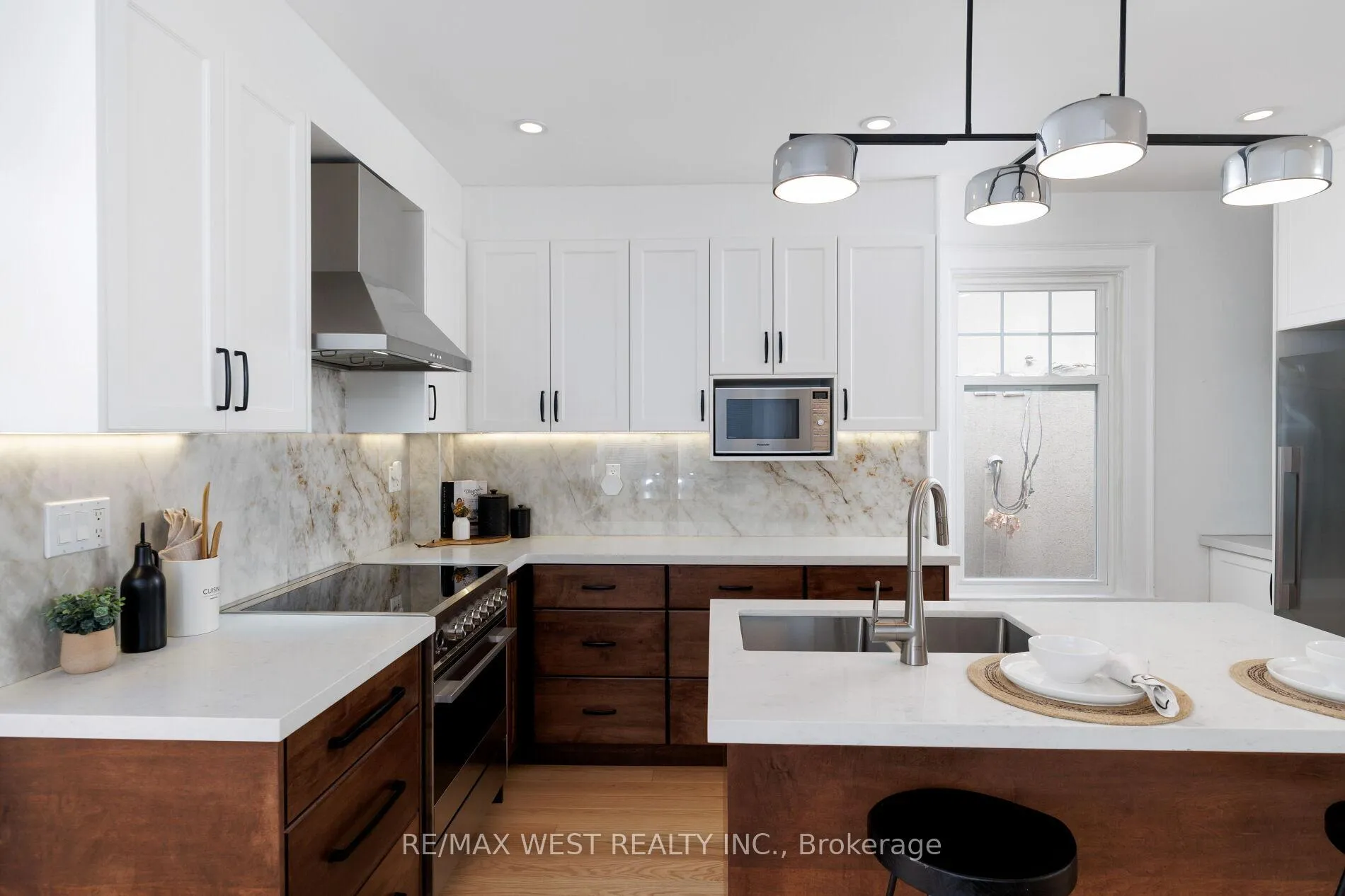 Photo 26 of 311 St Clair Avenue E, Toronto, Rosedale-Moore Park — HOMEH