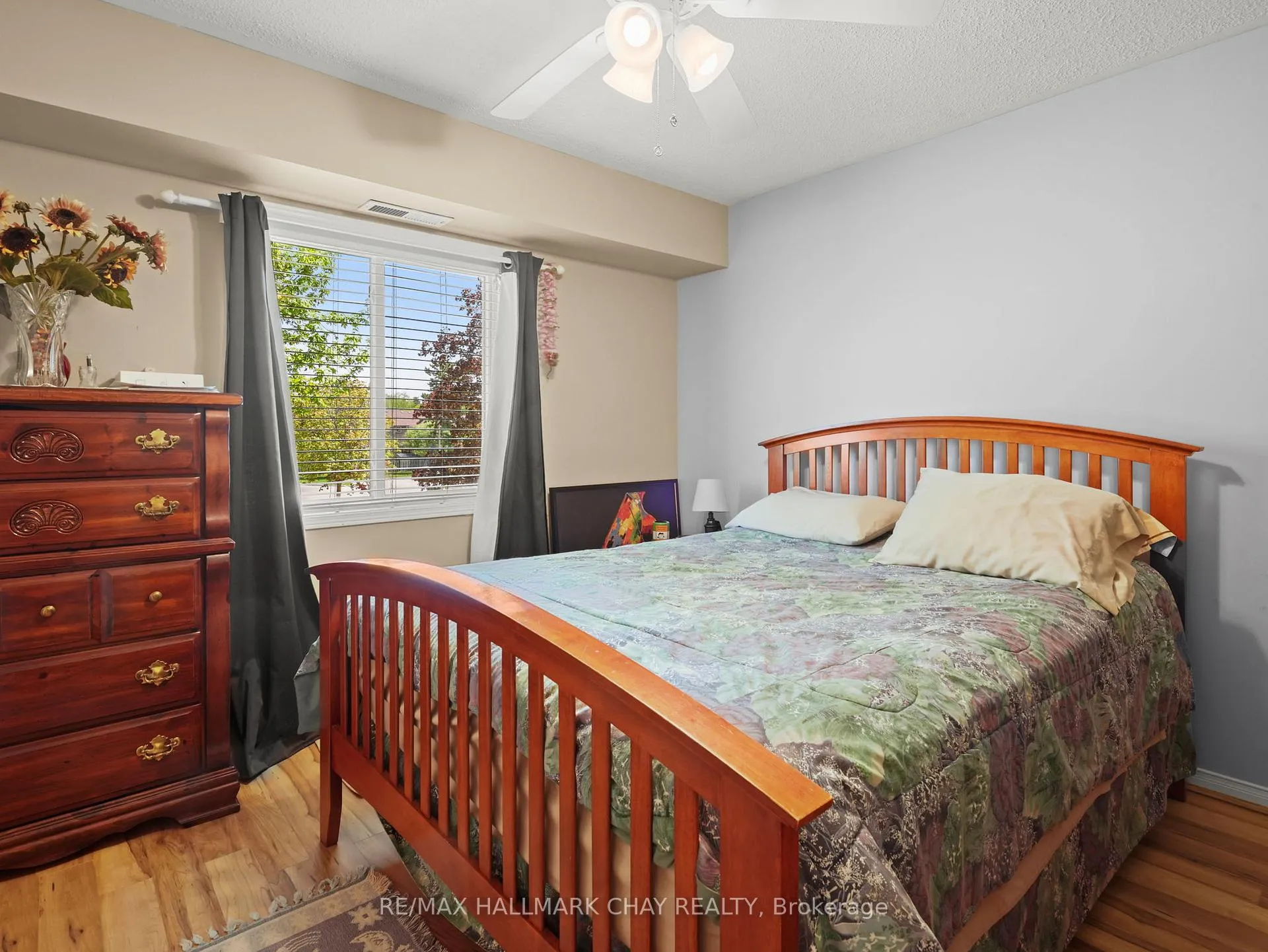 Photo 9 of Unit 215, 247 King Street N, New Tecumseth, Alliston — HOMEH