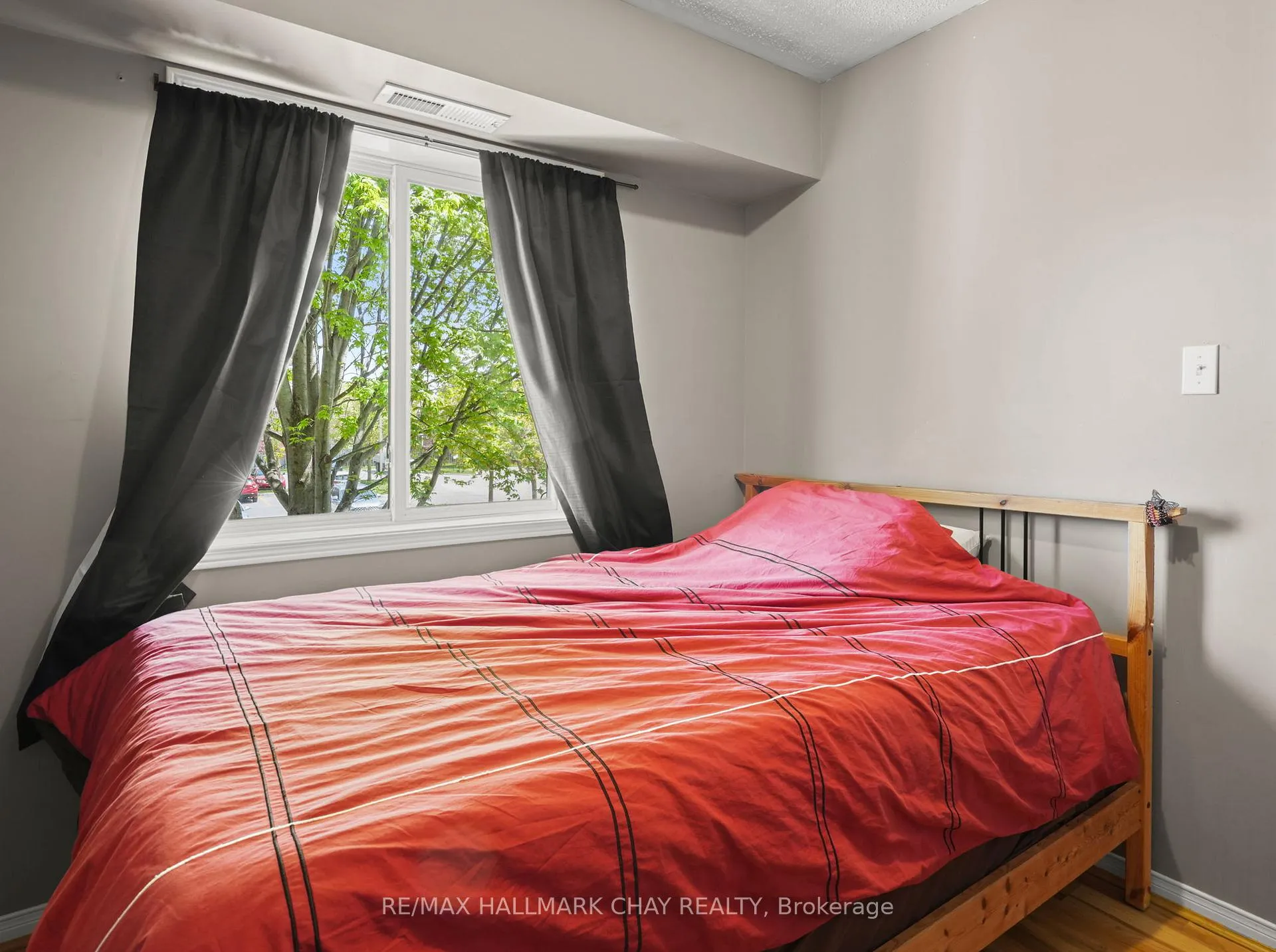 Photo 10 of Unit 215, 247 King Street N, New Tecumseth, Alliston — HOMEH