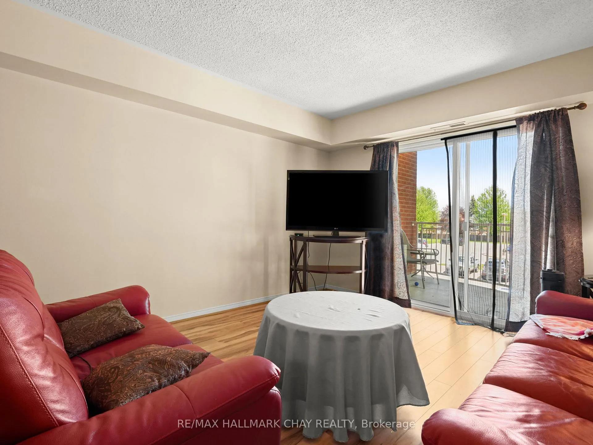 Photo 12 of Unit 215, 247 King Street N, New Tecumseth, Alliston — HOMEH