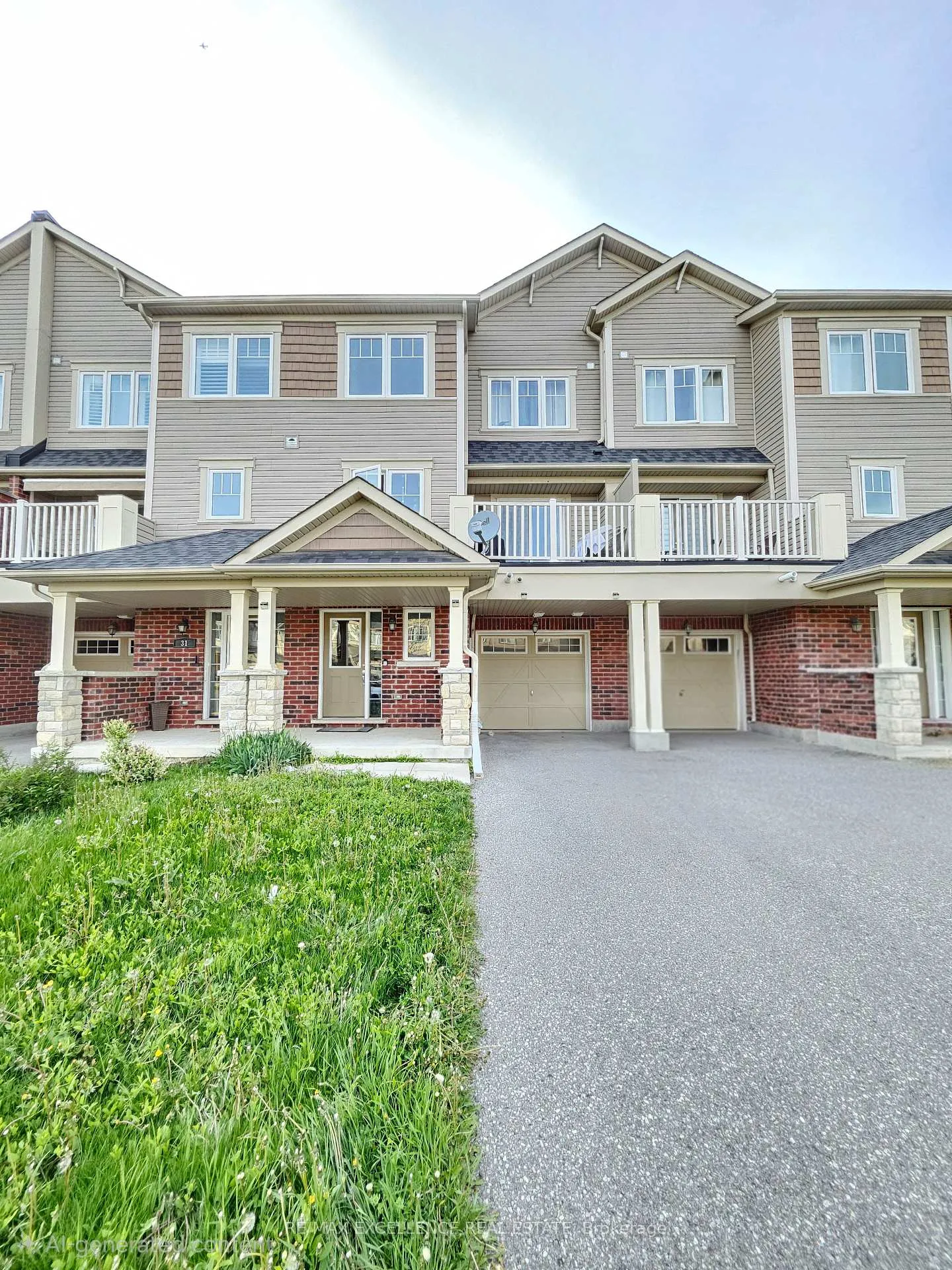 Front of 29 Great Gabe Crescent