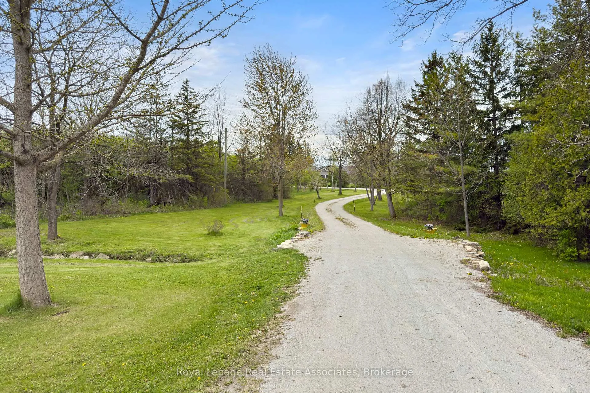 Photo 46 of 9225 Dublin Line, Halton Hills, Rural Esquesing — HOMEH