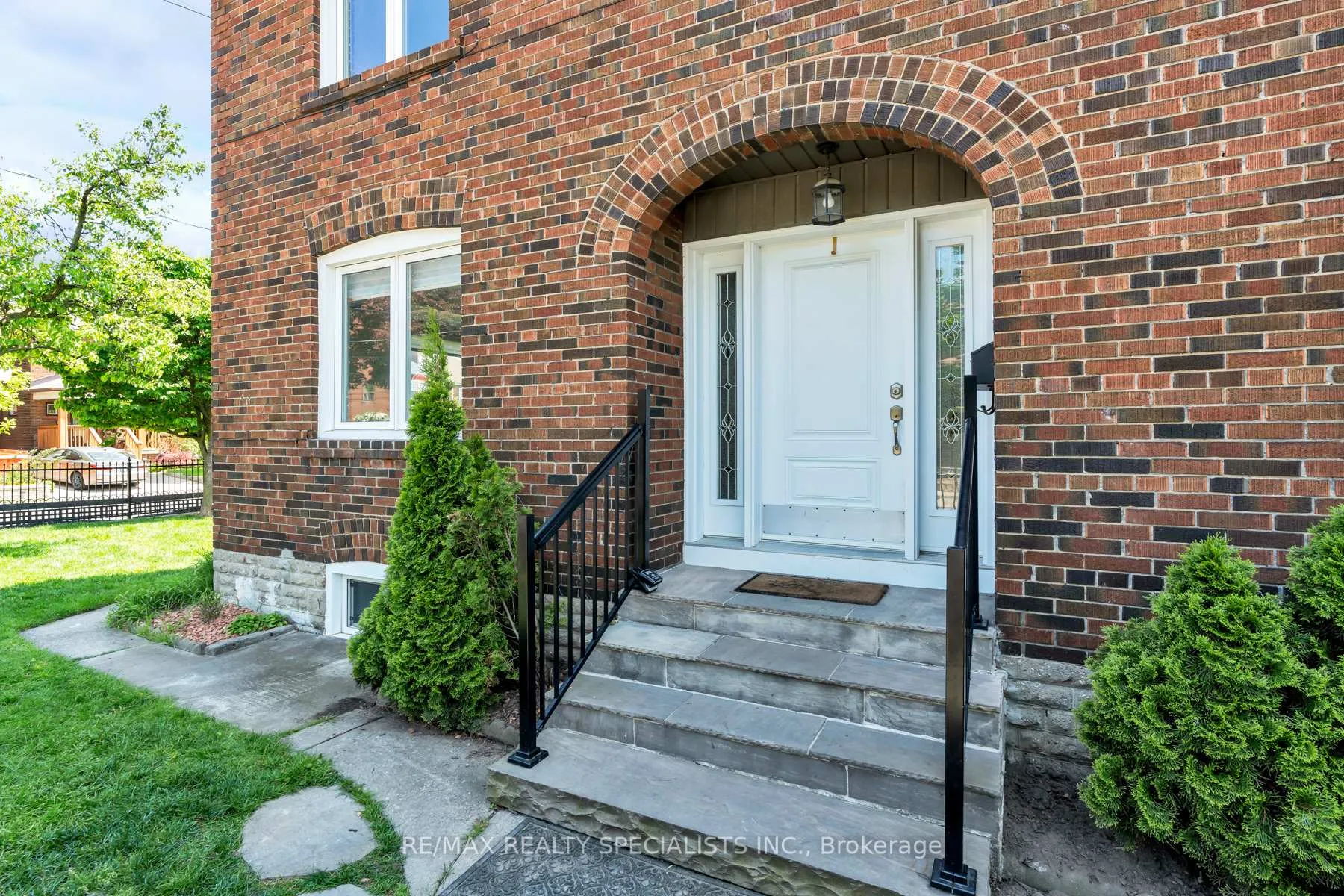 Photo 2 of Unit Main and 2nd, 290 Westmount Avenue, Toronto, Oakwood Village — HOMEH