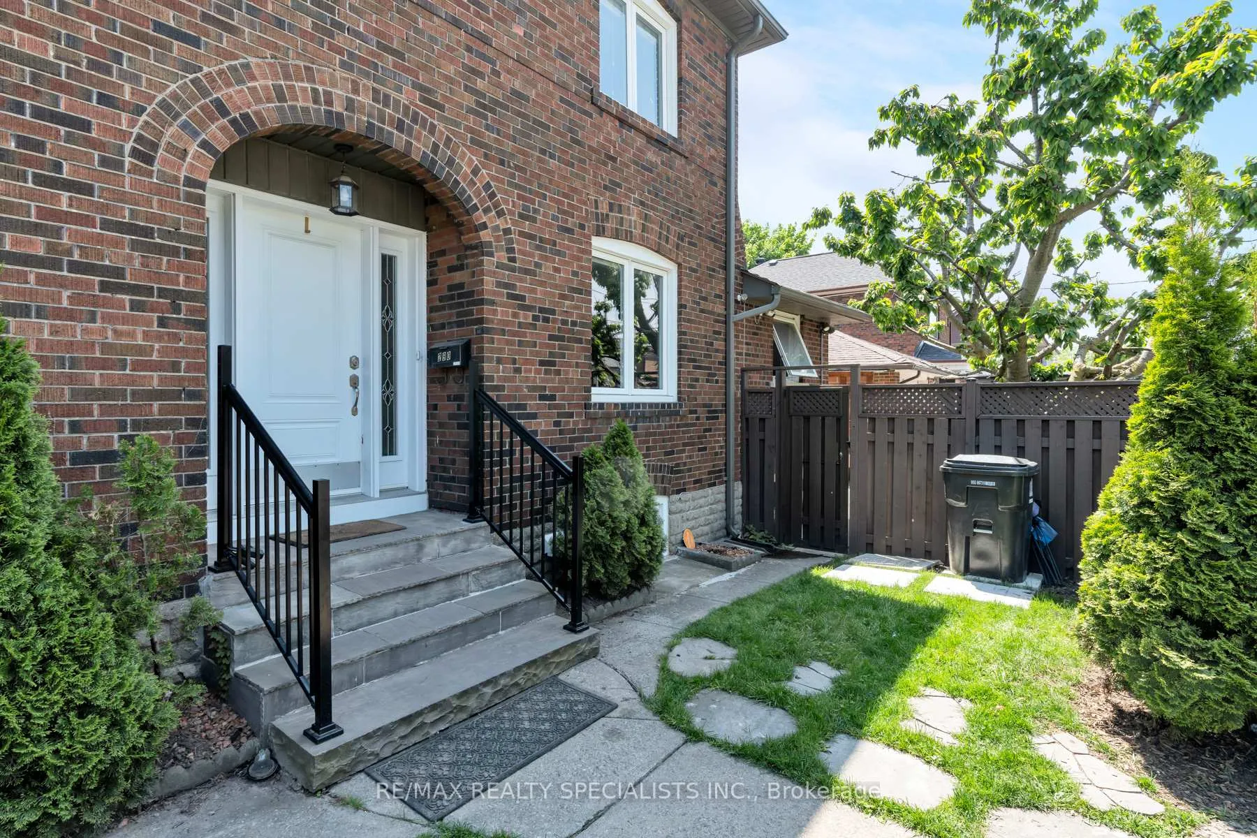 Photo 3 of Unit Main and 2nd, 290 Westmount Avenue, Toronto, Oakwood Village — HOMEH