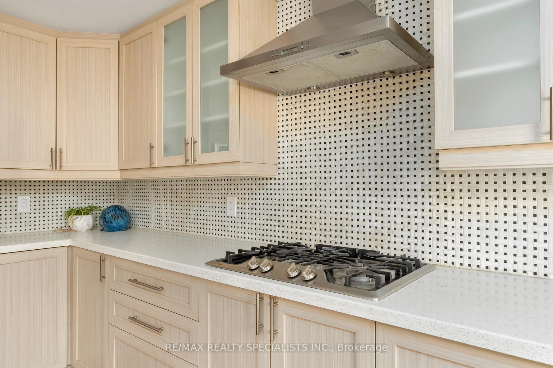 Photo 24 of Unit Main and 2nd, 290 Westmount Avenue, Toronto, Oakwood Village — HOMEH