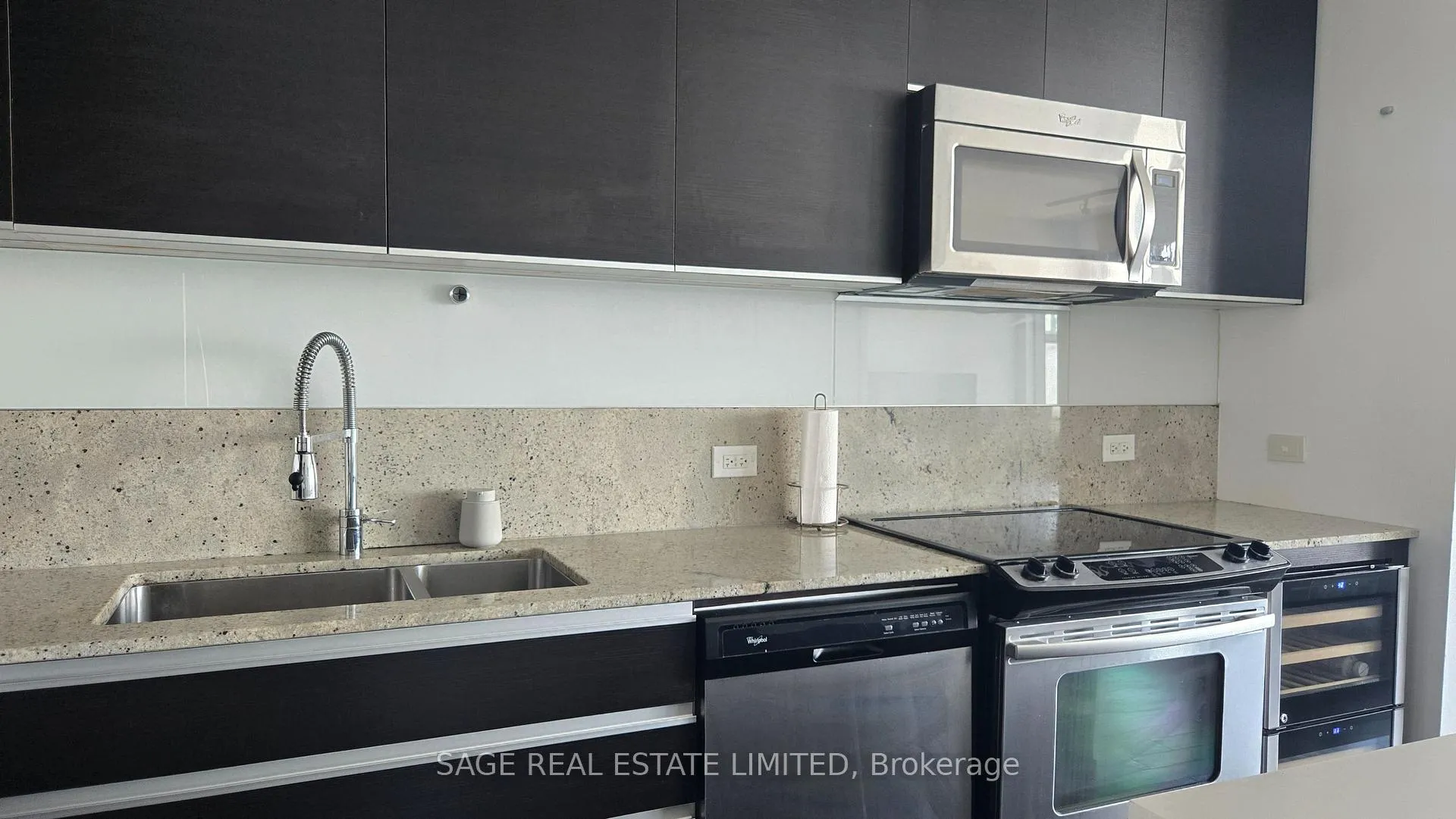 Photo 7 of Unit 3407, 390 Cherry Street, Toronto, Waterfront Communities — HOMEH