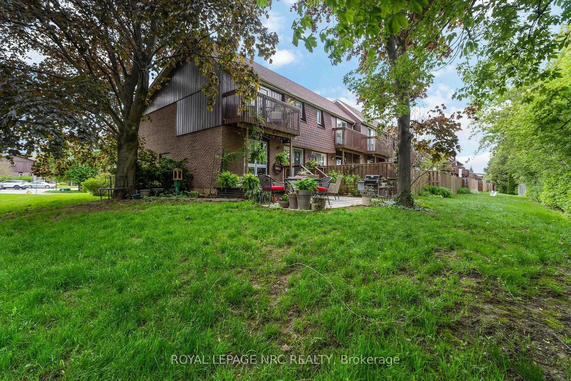 Photo 36 of Unit 40, 122 Lakeshore Road, St. Catharines, Lakeport — HOMEH
