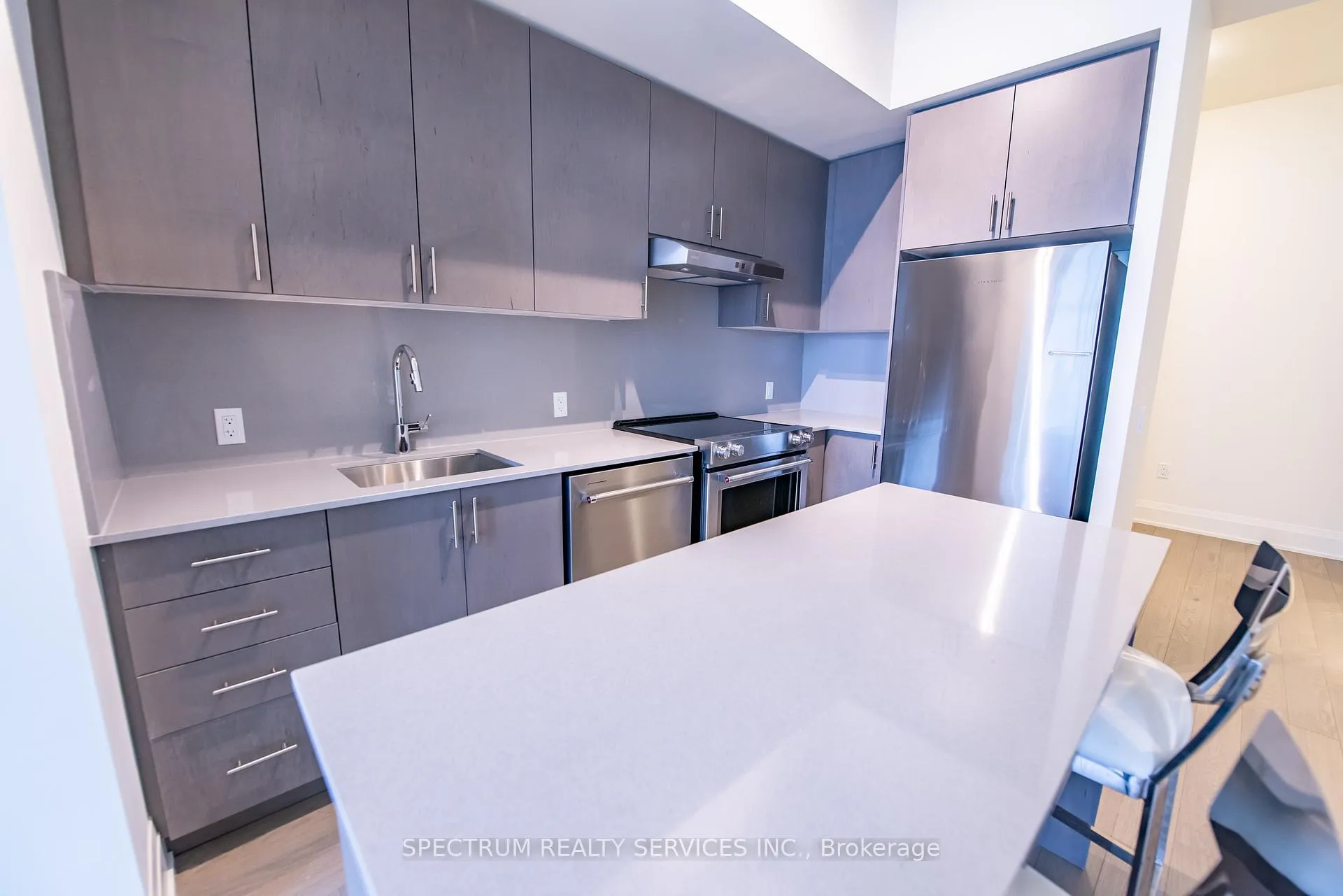 Photo 15 of Unit PH119, 9000 Jane Street, Vaughan, Concord — HOMEH