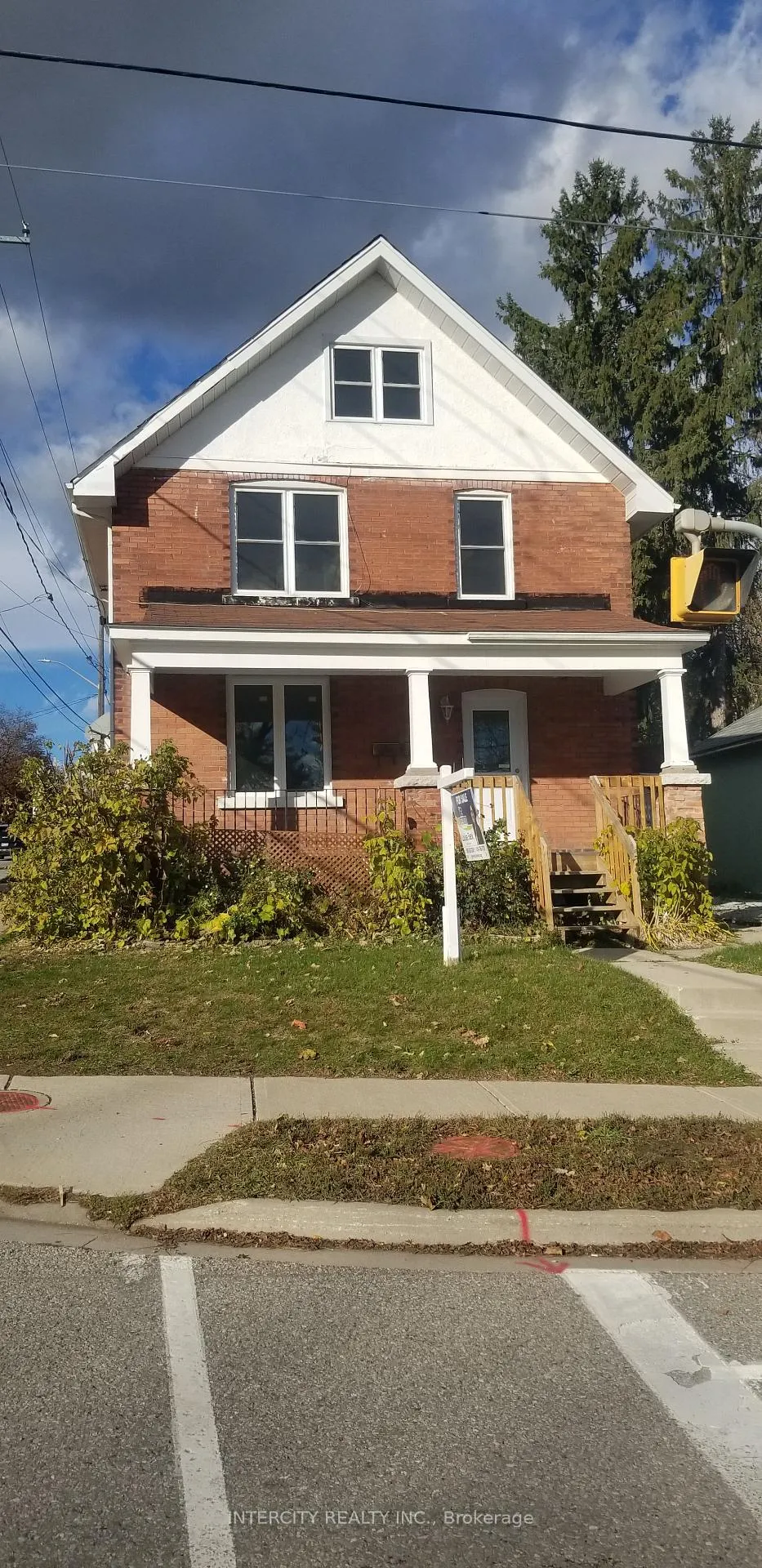 Photo 19 of 90 Coldwater Road W, Orillia — HOMEH