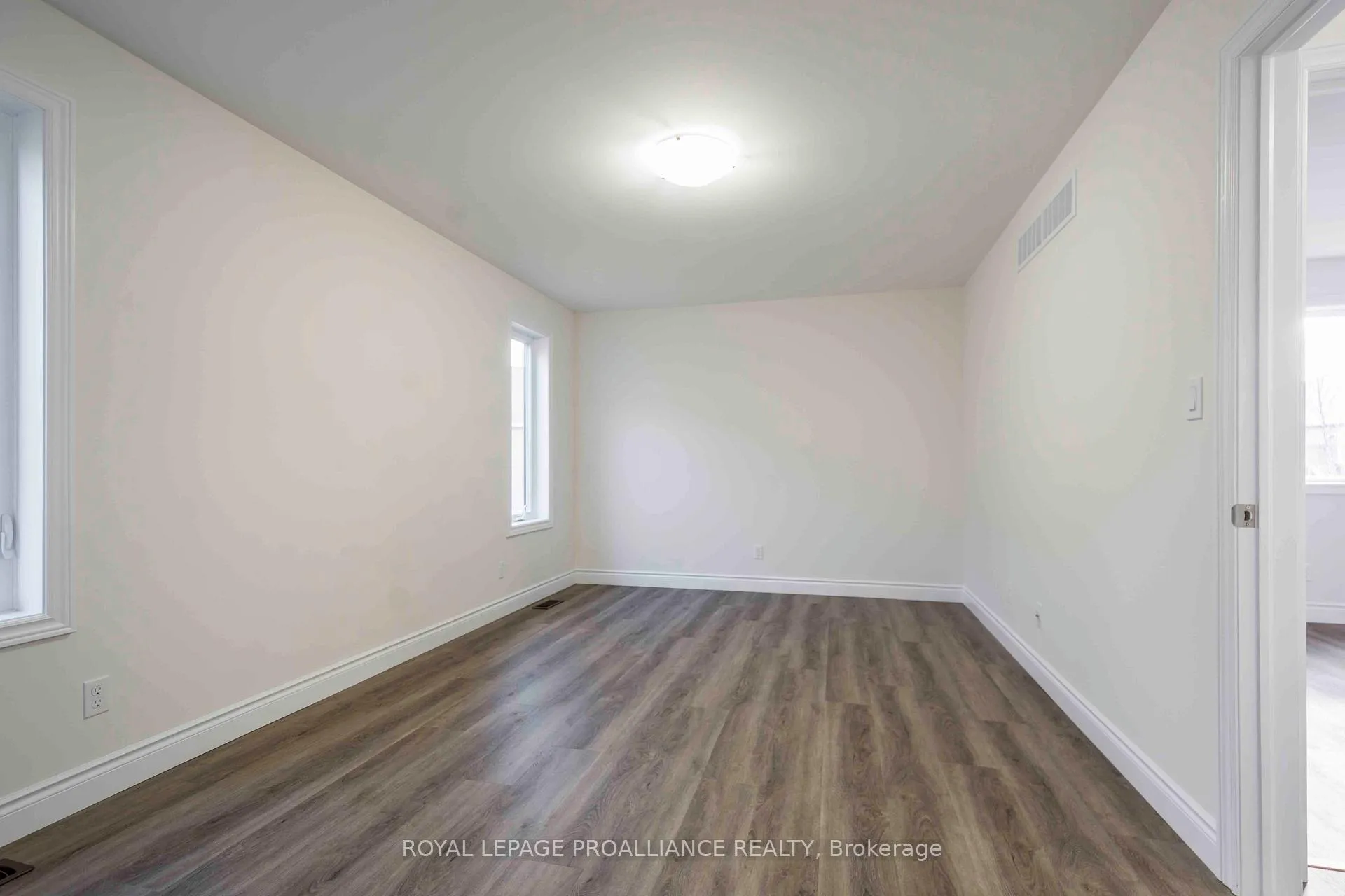 Photo 13 of 110 Farrington Crescent, Prince Edward County, Picton Ward — HOMEH