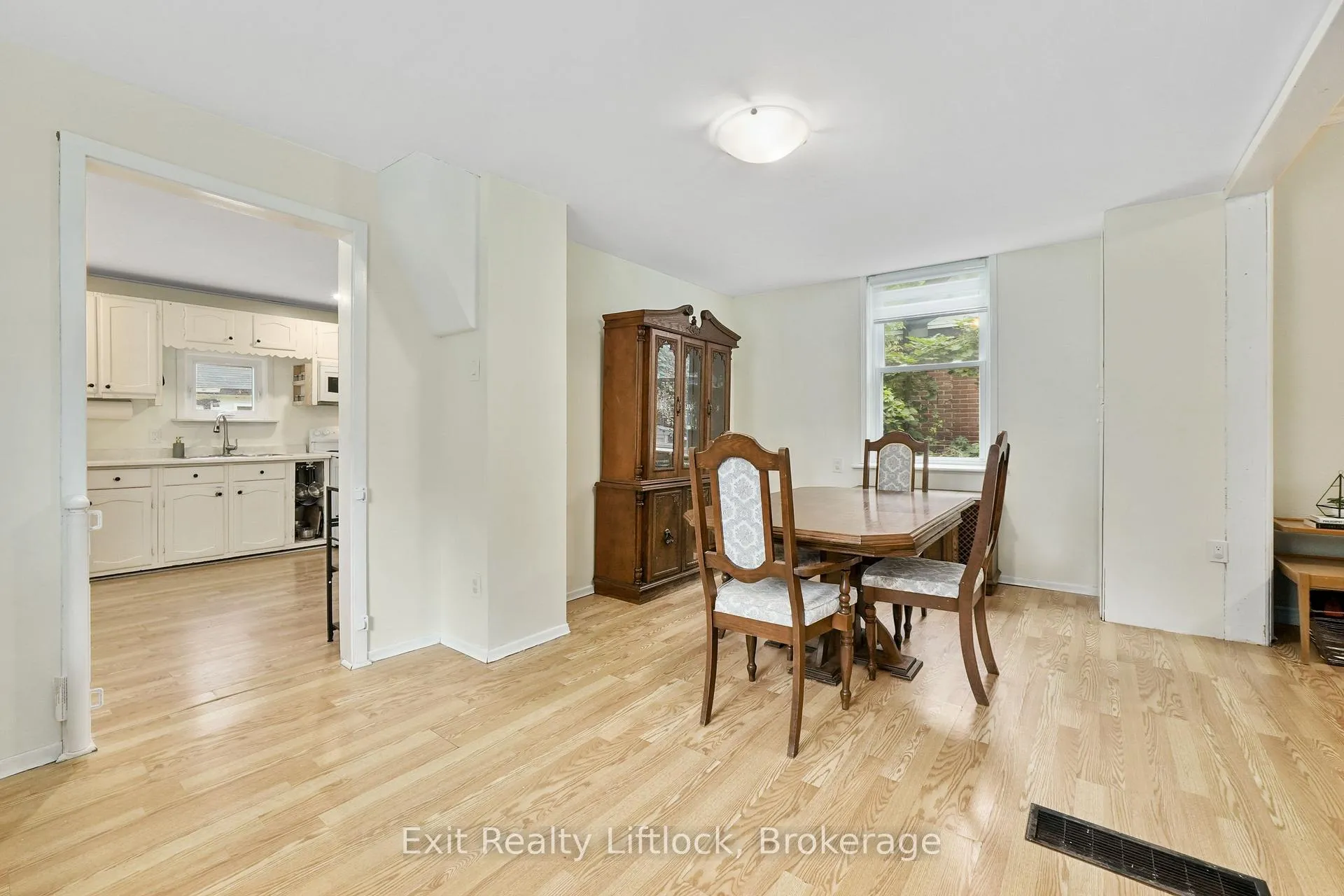 Photo 8 of 378 London Street, Peterborough, Town Ward 3 — HOMEH