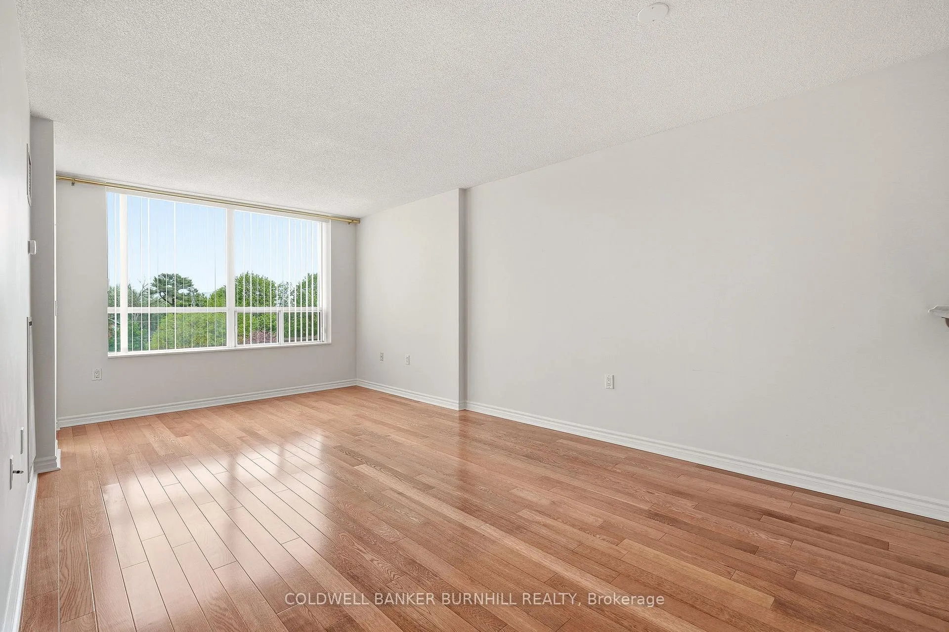 Photo 17 of Unit 1415, 100 Burloak Drive, Burlington, Appleby — HOMEH