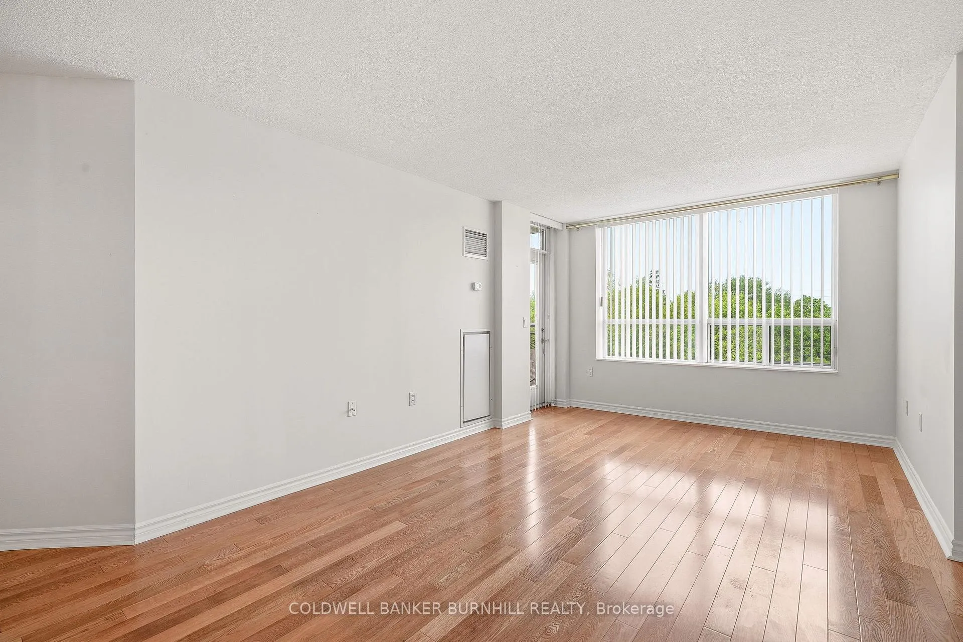 Photo 18 of Unit 1415, 100 Burloak Drive, Burlington, Appleby — HOMEH