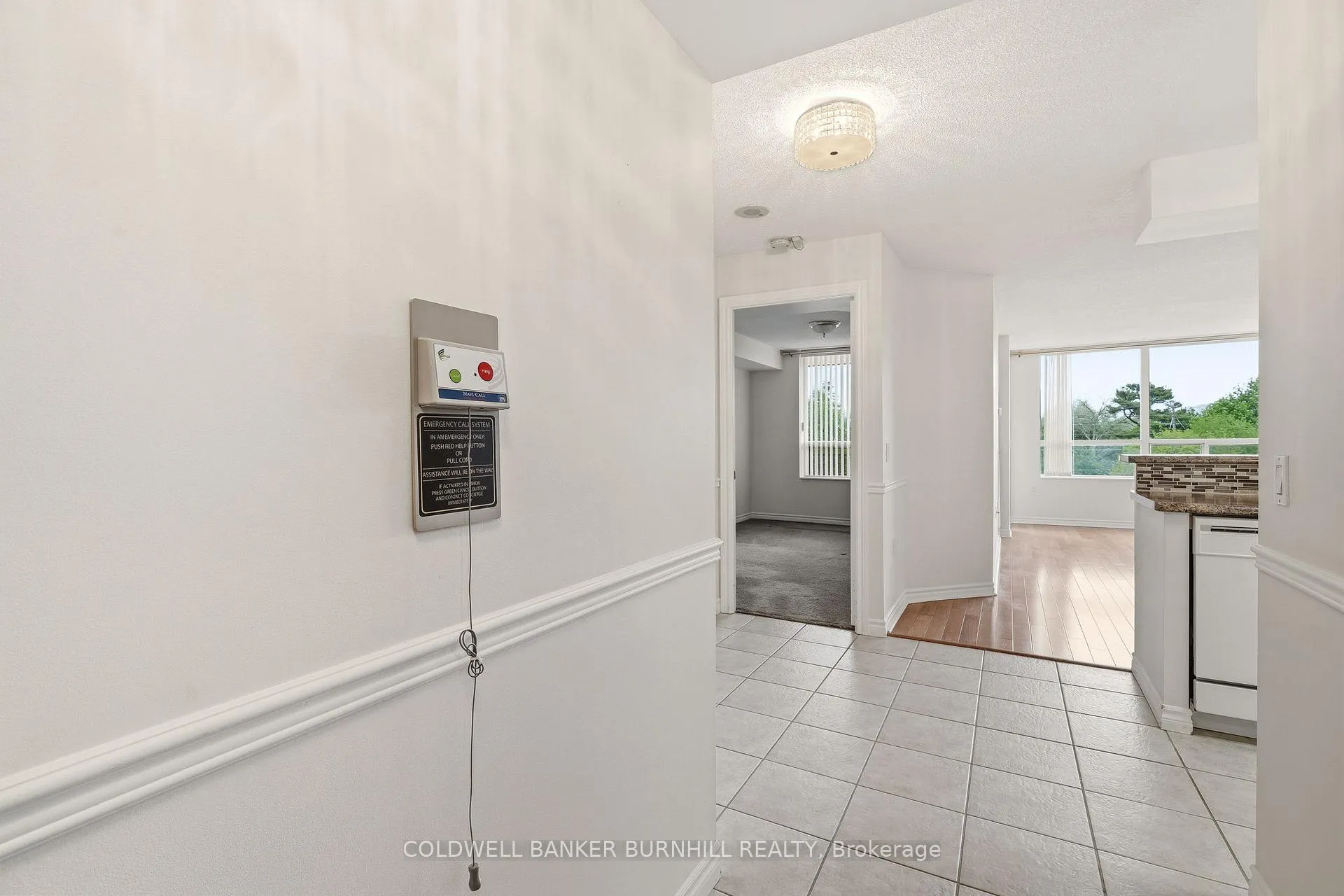 Photo 23 of Unit 1415, 100 Burloak Drive, Burlington, Appleby — HOMEH