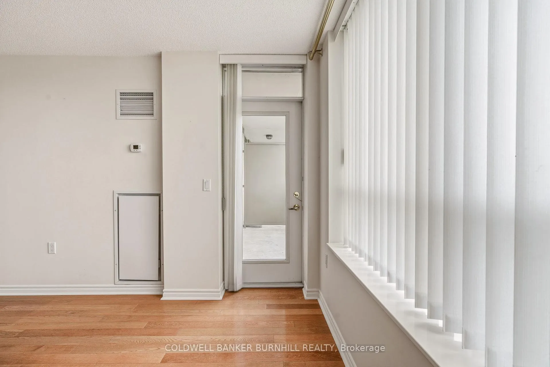 Photo 26 of Unit 1415, 100 Burloak Drive, Burlington, Appleby — HOMEH