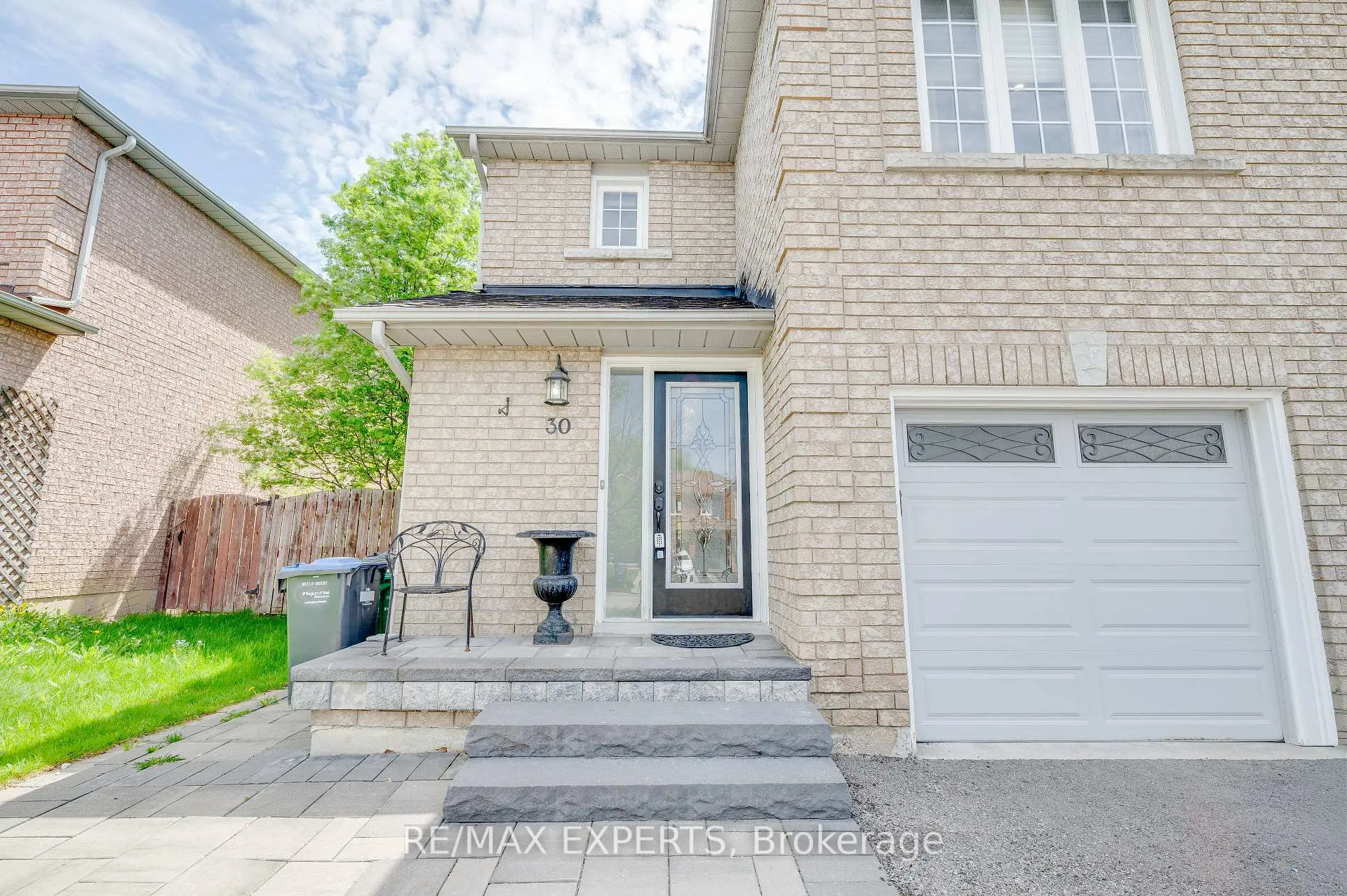 Photo 3 of 30 Rolling Hills Lane, Caledon, Bolton West — HOMEH