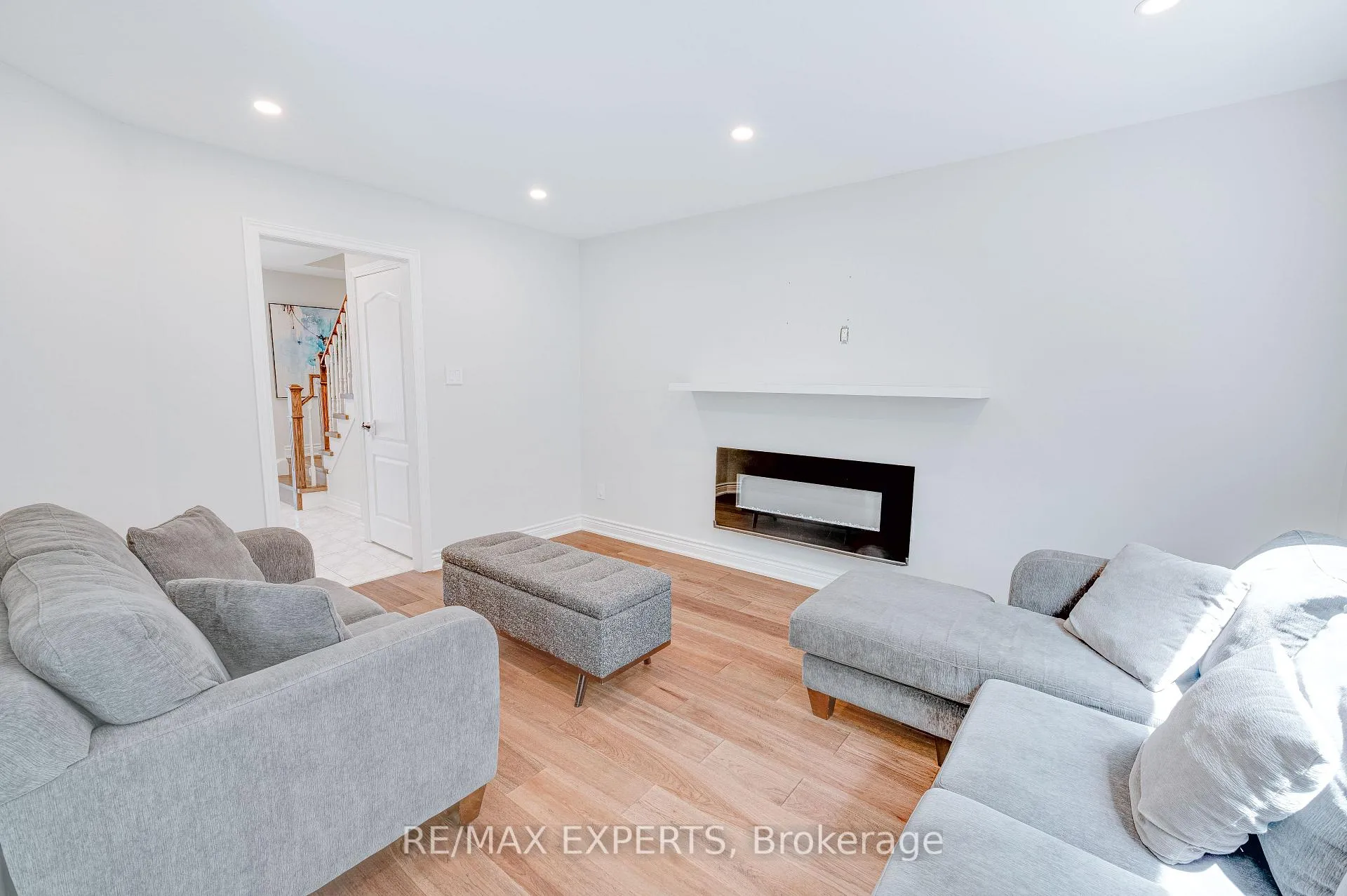 Photo 7 of 30 Rolling Hills Lane, Caledon, Bolton West — HOMEH