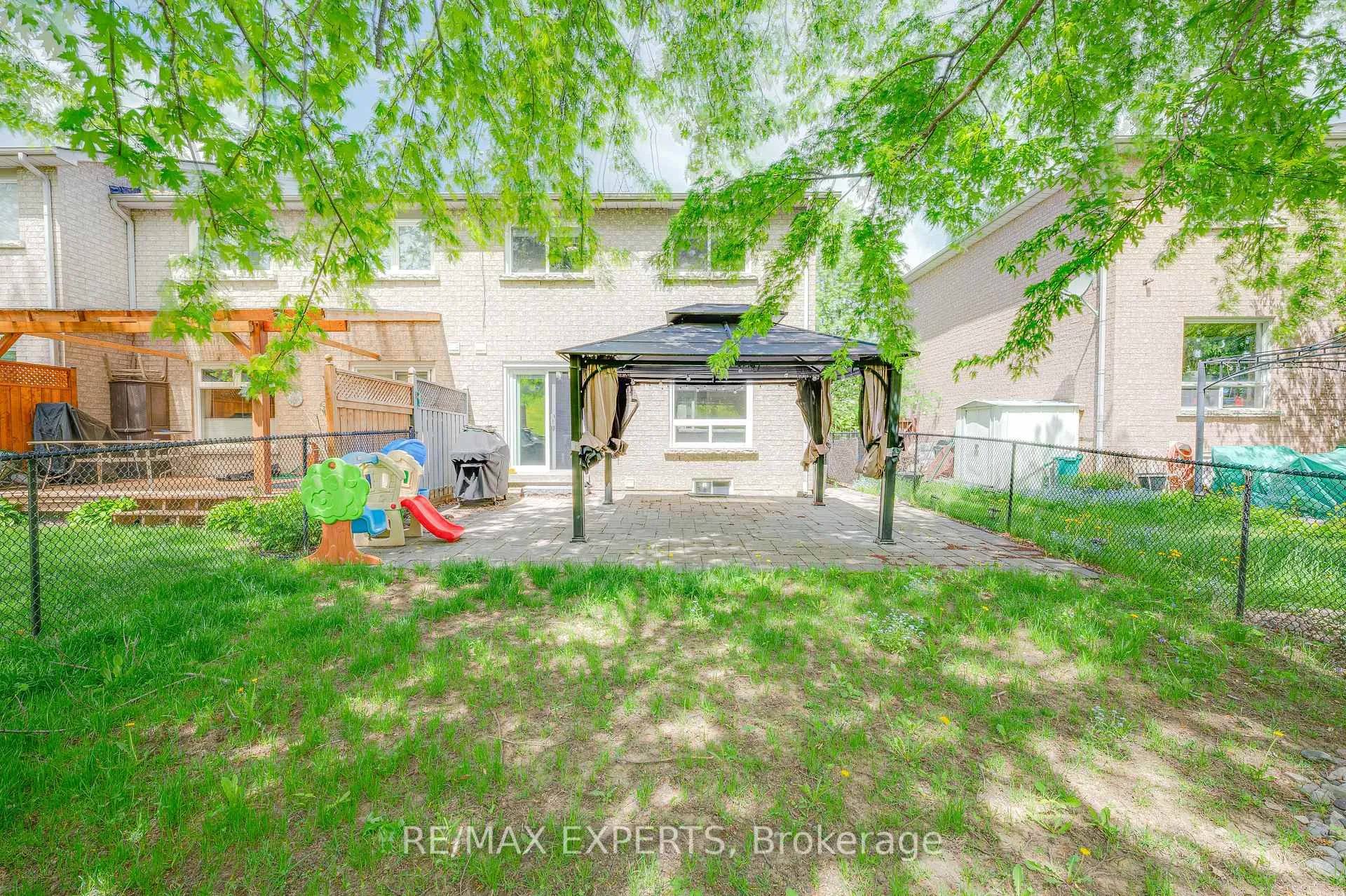 Photo 23 of 30 Rolling Hills Lane, Caledon, Bolton West — HOMEH