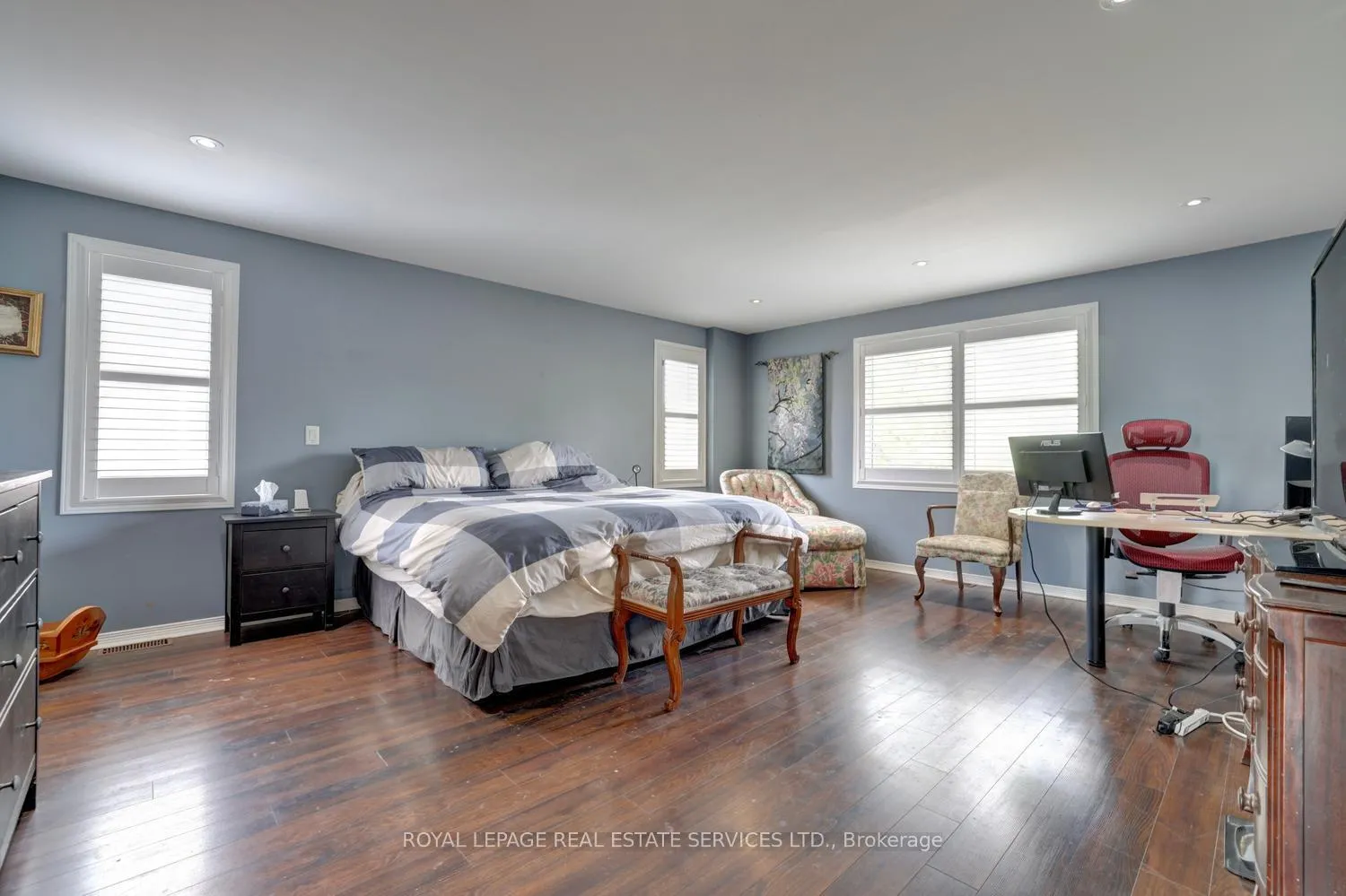 Photo 15 of 80 Thirty-Seventh Street, Etobicoke, Long Branch — HOMEH