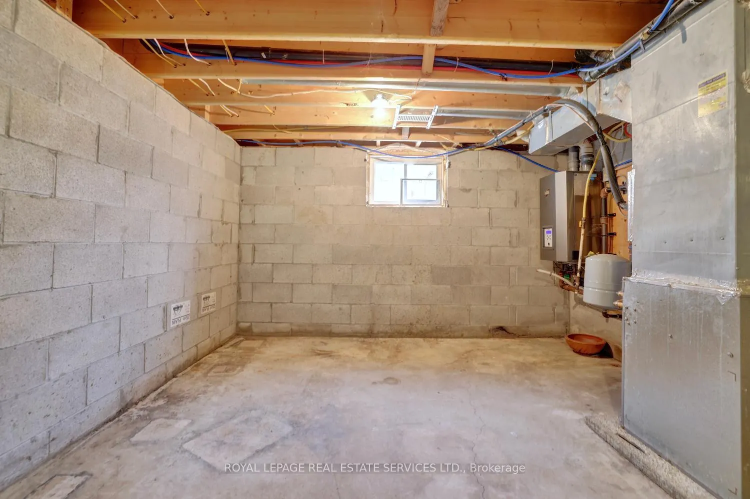 Photo 27 of 80 Thirty-Seventh Street, Etobicoke, Long Branch — HOMEH