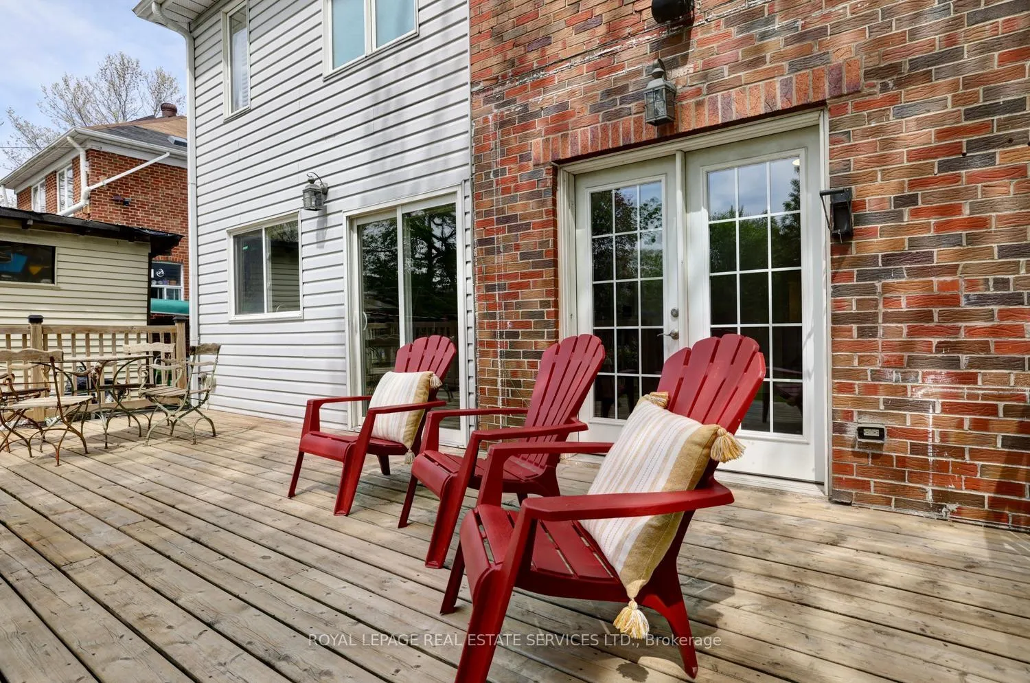 Photo 30 of 80 Thirty-Seventh Street, Etobicoke, Long Branch — HOMEH