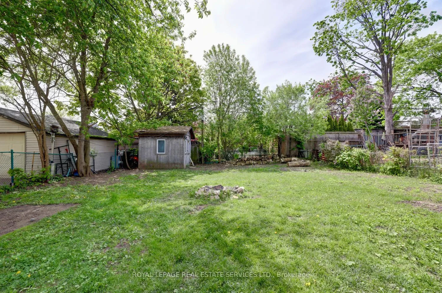 Photo 35 of 80 Thirty-Seventh Street, Etobicoke, Long Branch — HOMEH