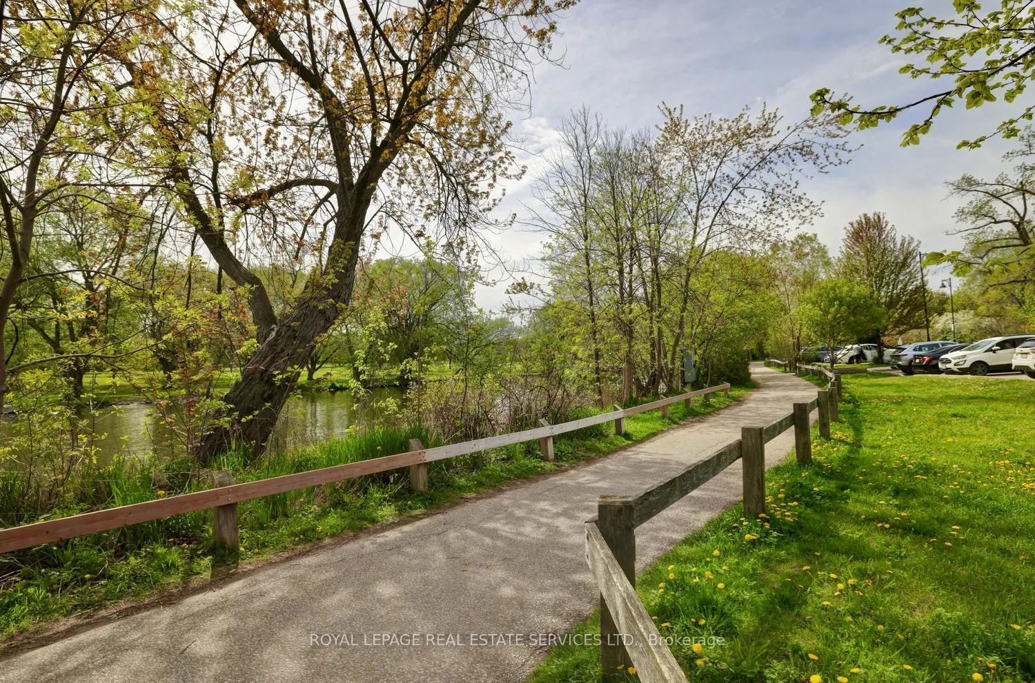 Photo 43 of 80 Thirty-Seventh Street, Etobicoke, Long Branch — HOMEH