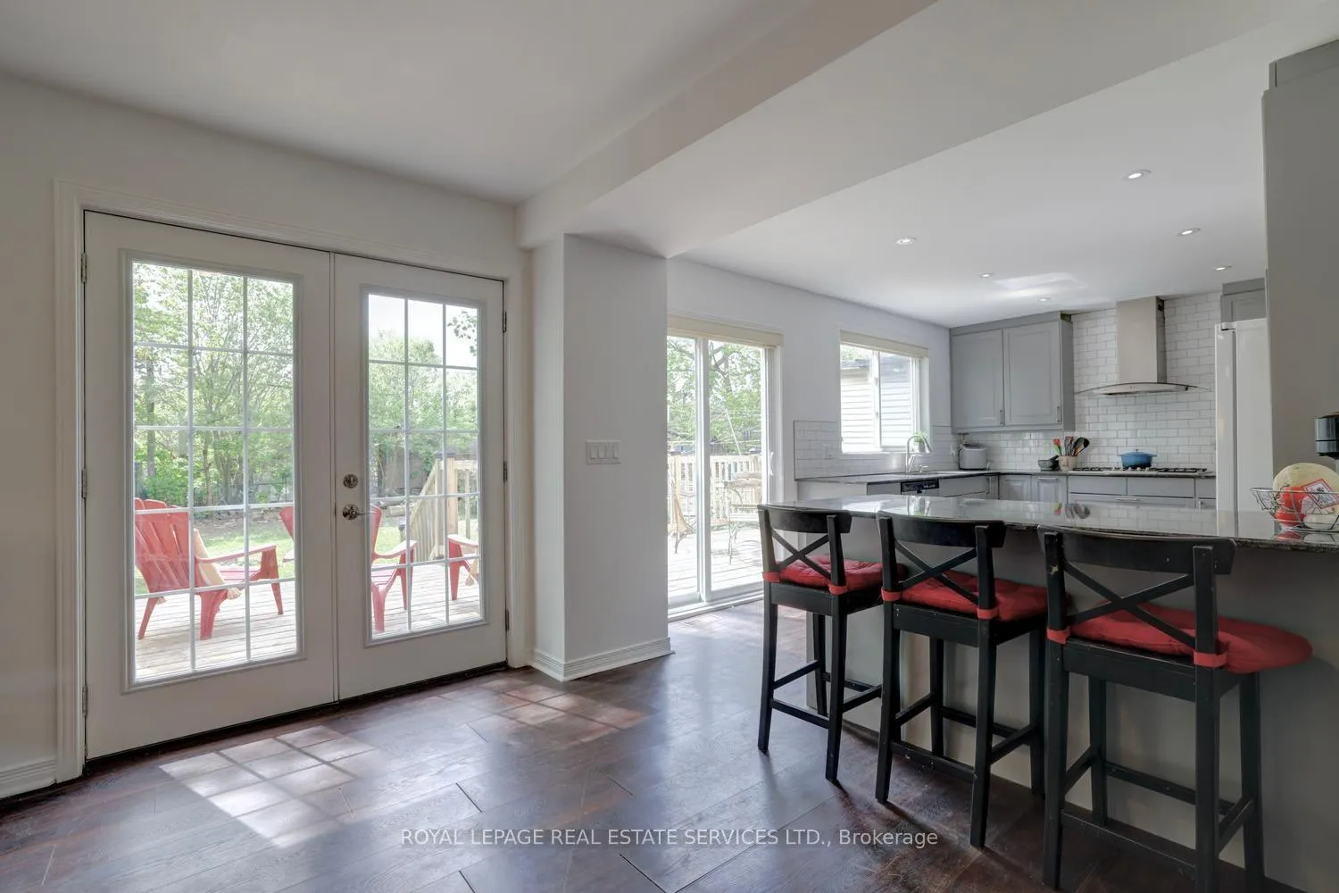 Photo 46 of 80 Thirty-Seventh Street, Etobicoke, Long Branch — HOMEH