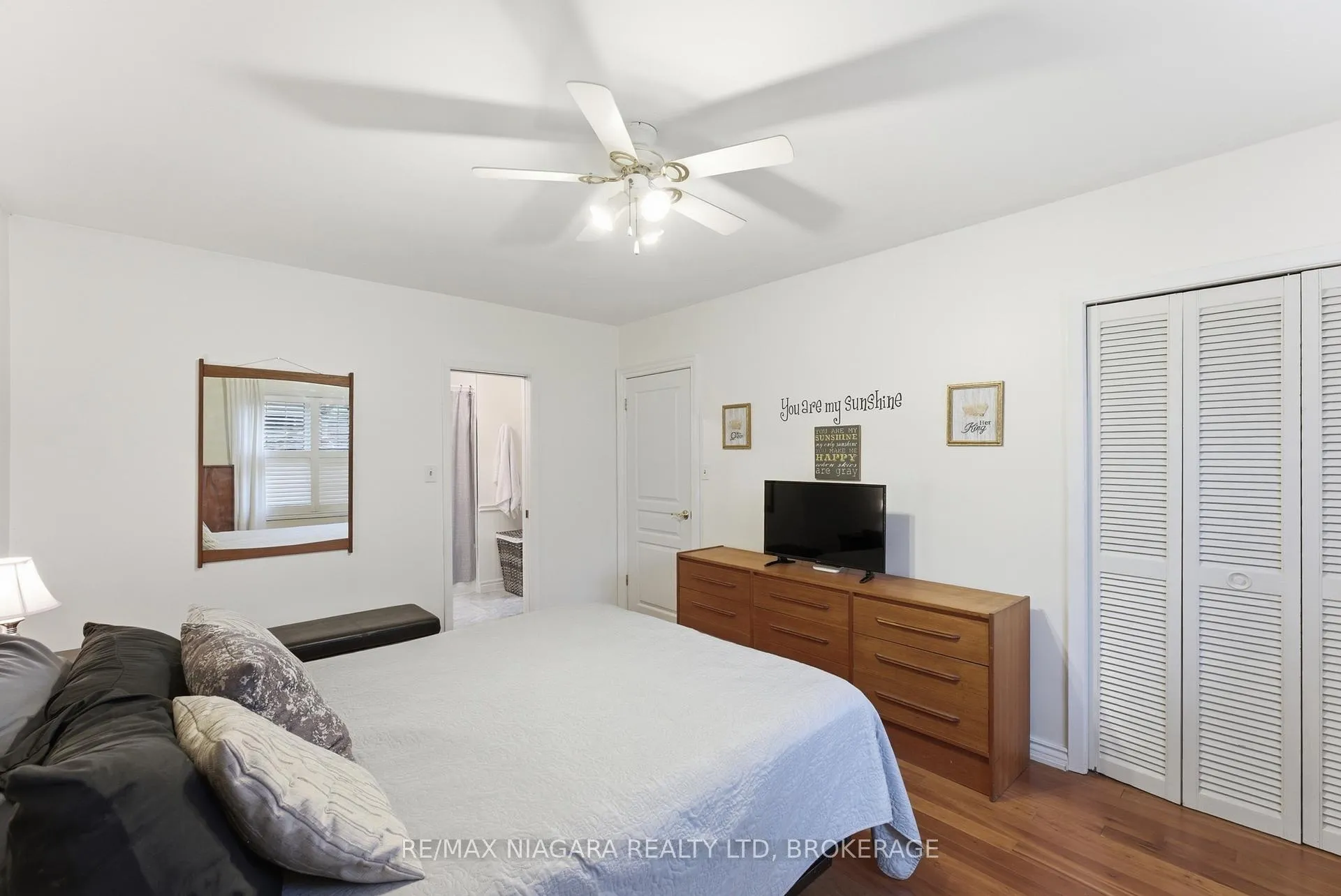 Photo 14 of 13 Rusholme Crescent, St. Catharines, Glendale/Glenridge — HOMEH