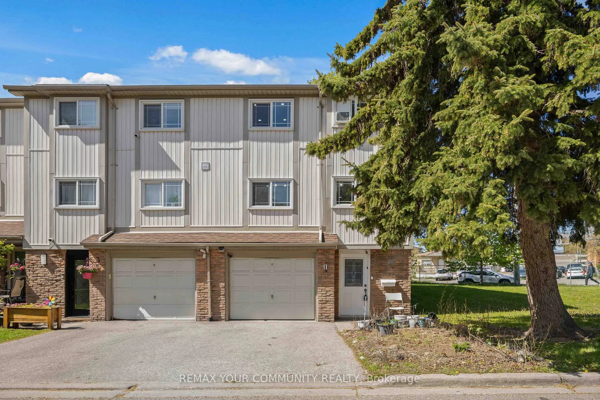 Photo 1 of Unit 1, 141 Galloway Road, Scarborough, West Hill — HOMEH