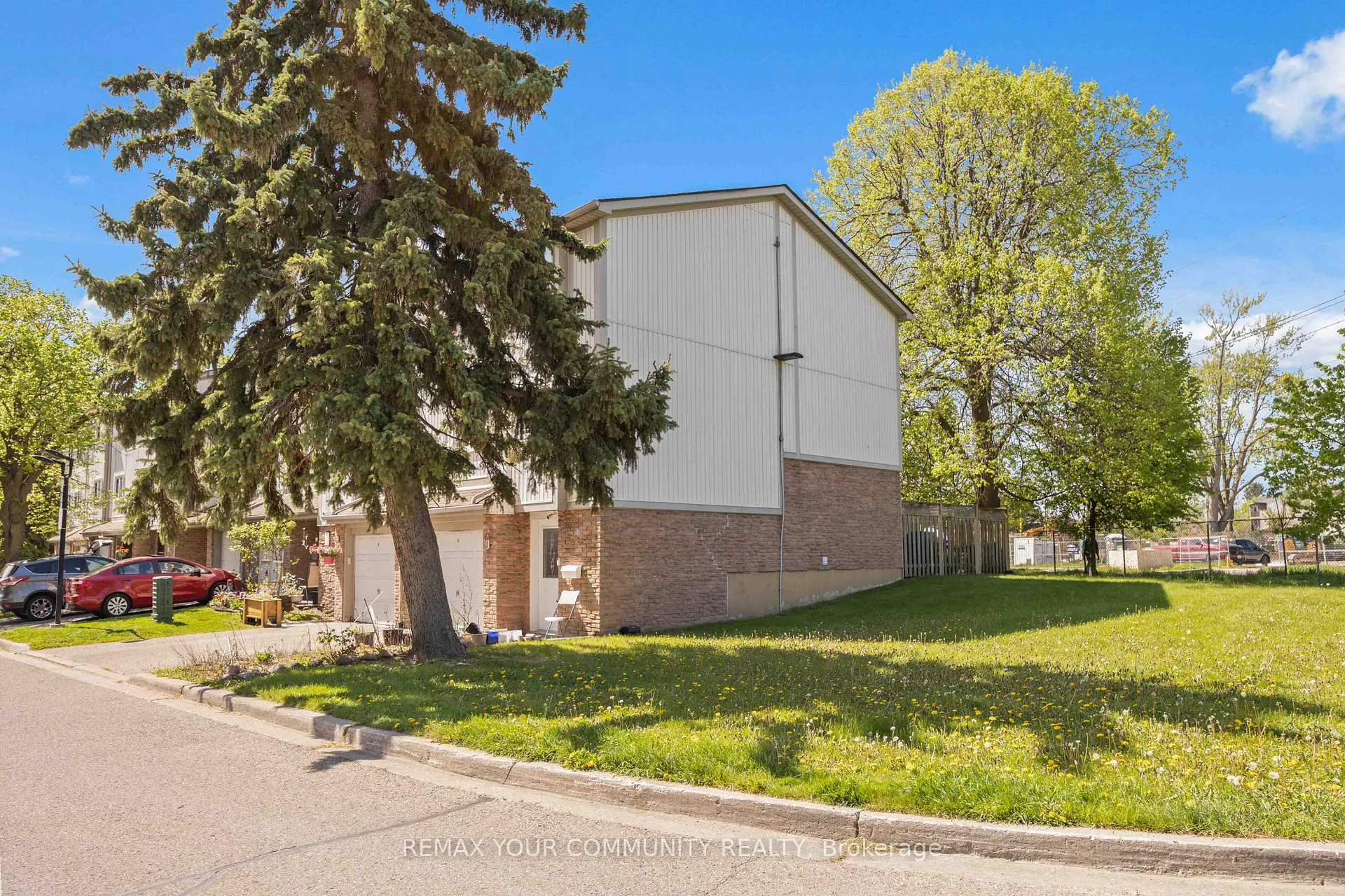 Photo 2 of Unit 1, 141 Galloway Road, Scarborough, West Hill — HOMEH