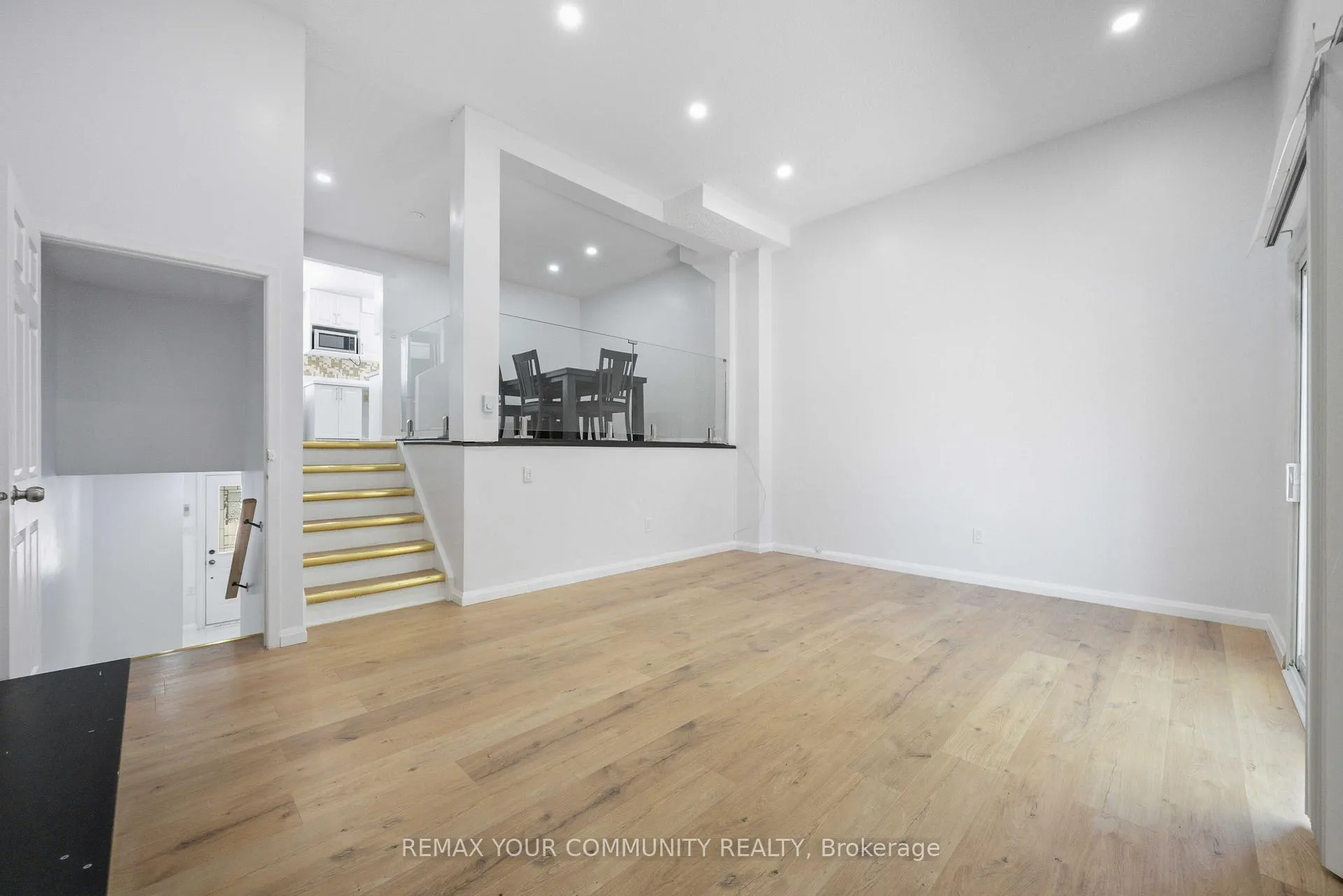 Photo 8 of Unit 1, 141 Galloway Road, Scarborough, West Hill — HOMEH