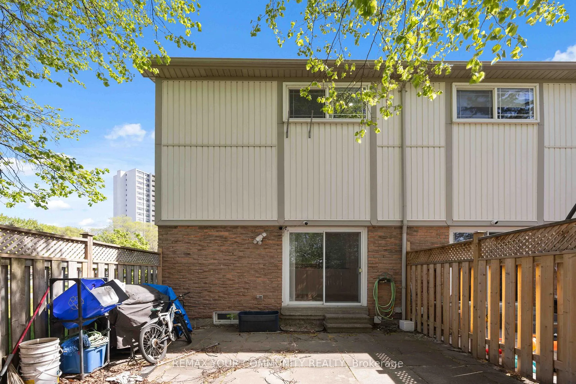 Photo 27 of Unit 1, 141 Galloway Road, Scarborough, West Hill — HOMEH