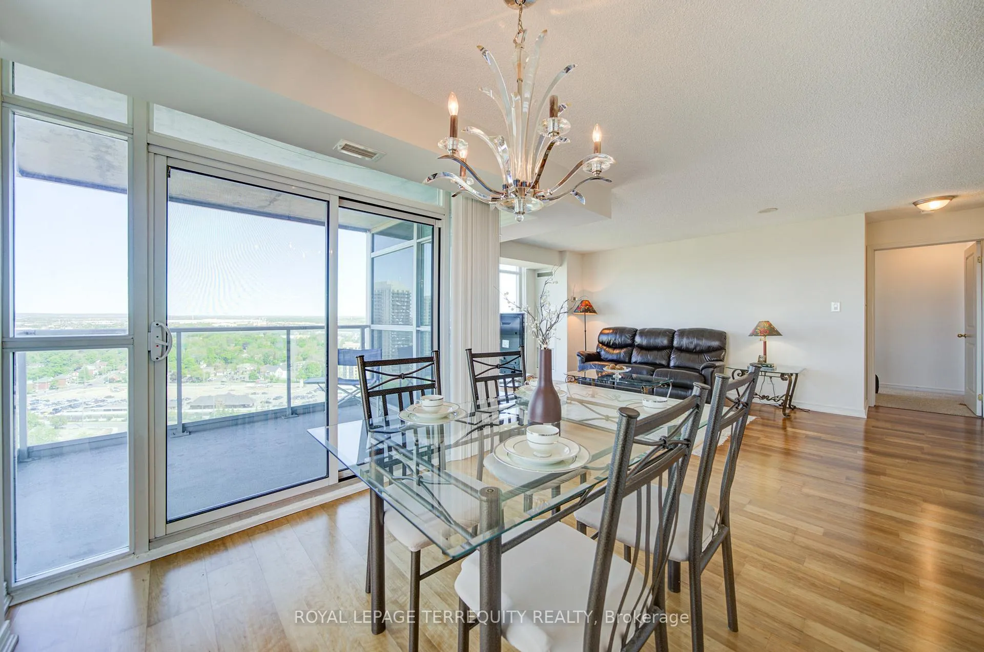 Photo 18 of Unit 2311, 9 George Street N, Brampton, Downtown Brampton — HOMEH