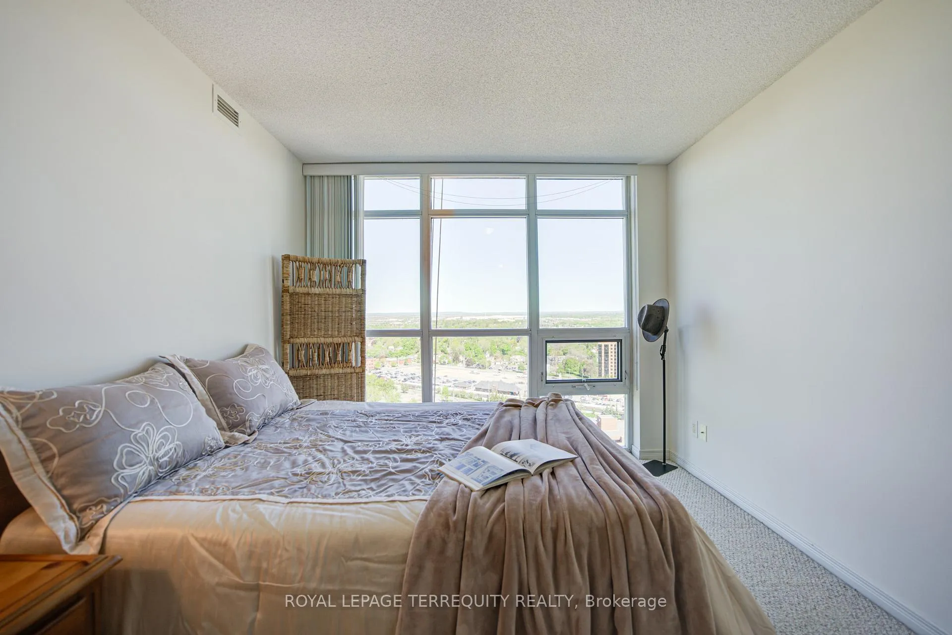 Photo 21 of Unit 2311, 9 George Street N, Brampton, Downtown Brampton — HOMEH