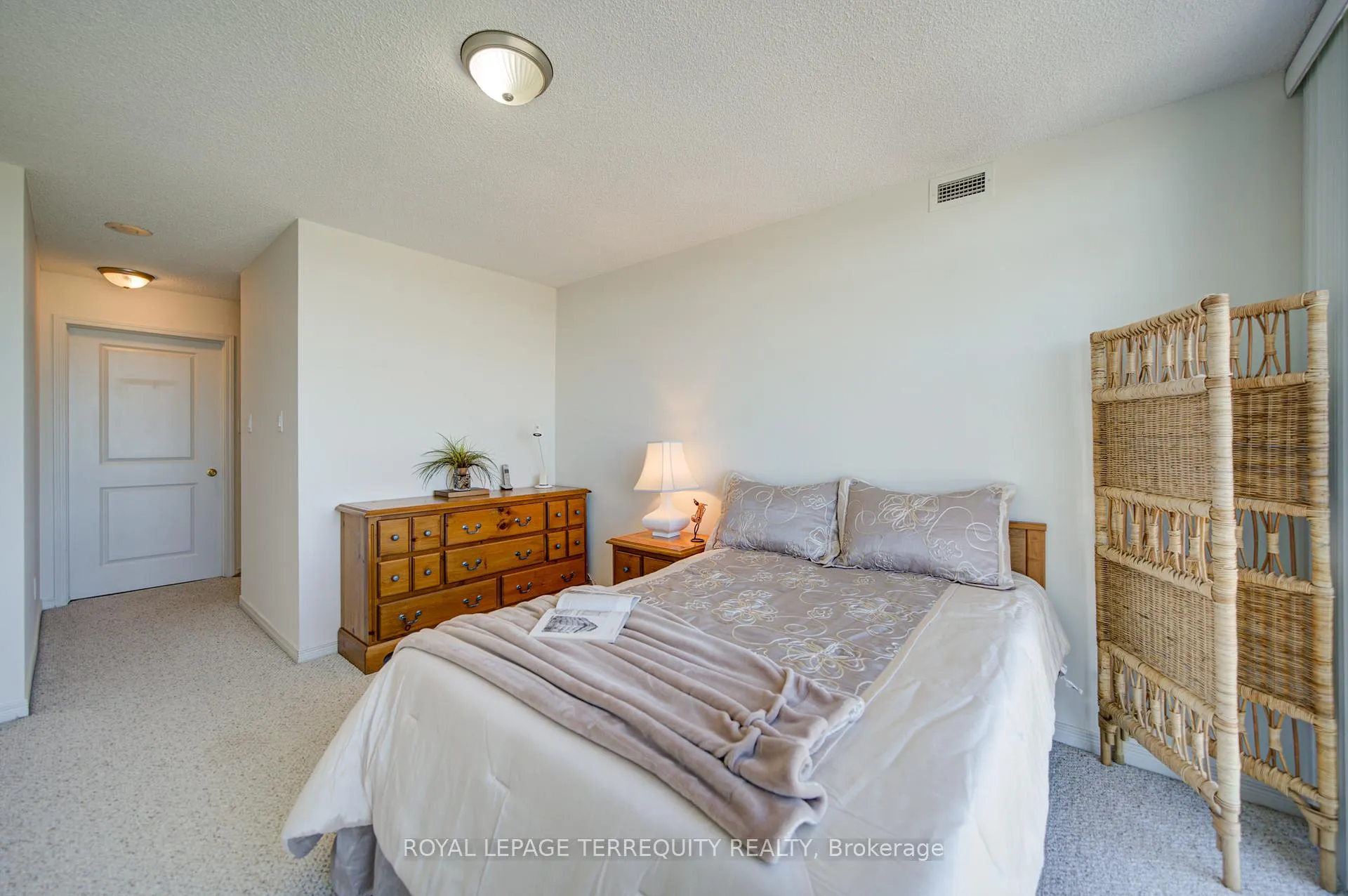 Photo 23 of Unit 2311, 9 George Street N, Brampton, Downtown Brampton — HOMEH