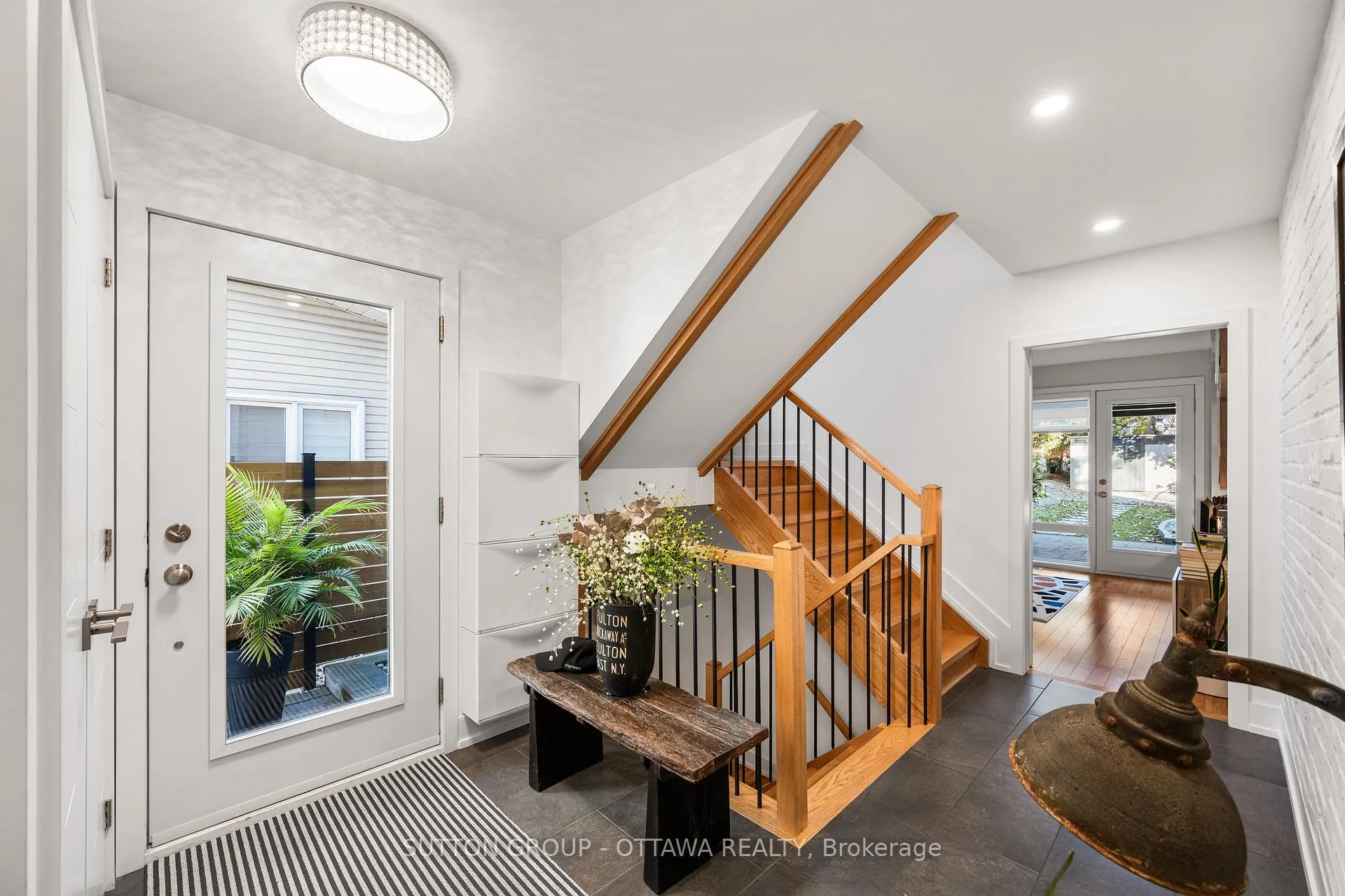 Photo 12 of 1127 North River Road, Ottawa, Overbrook — HOMEH