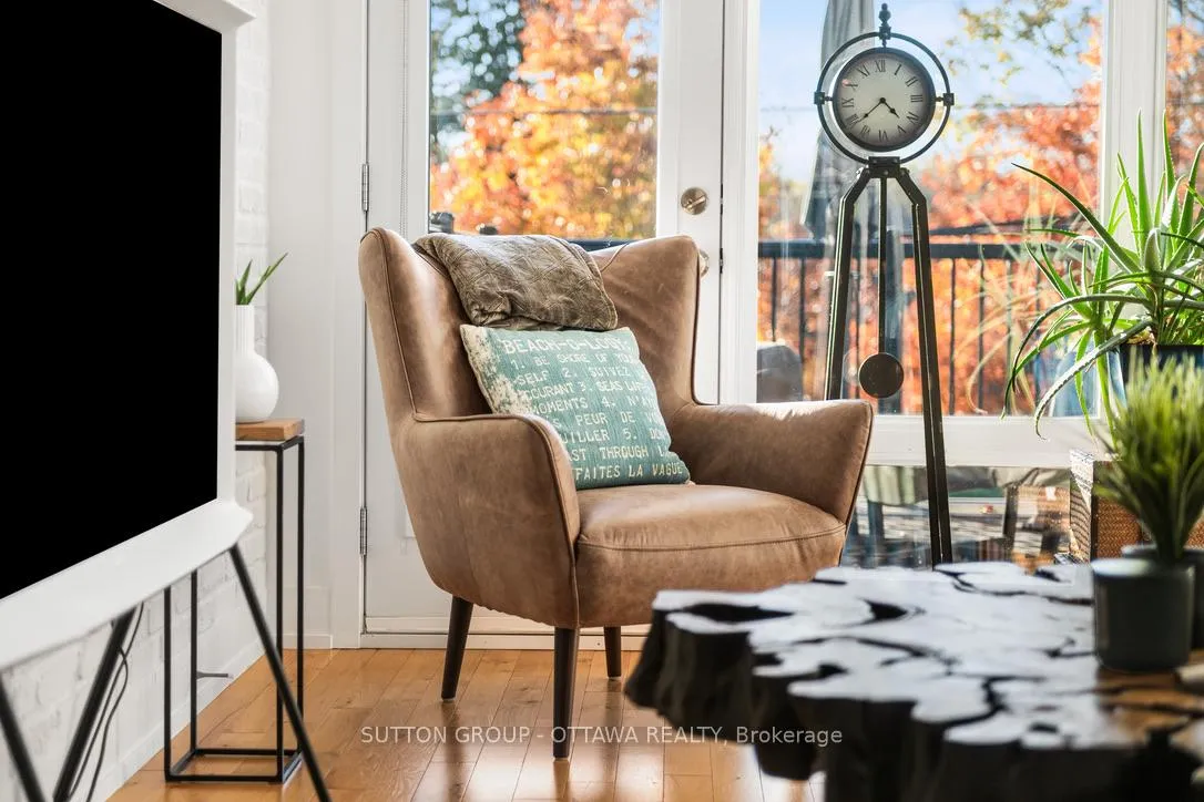 Photo 18 of 1127 North River Road, Ottawa, Overbrook — HOMEH