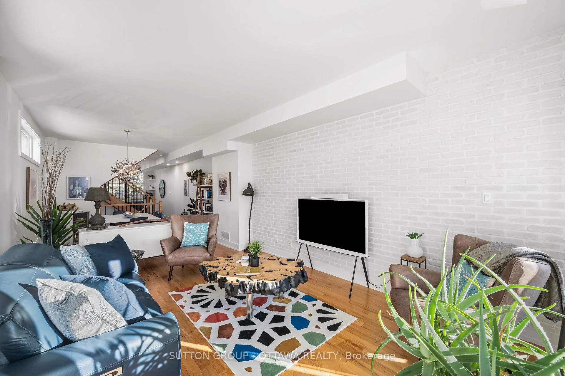 Photo 20 of 1127 North River Road, Ottawa, Overbrook — HOMEH