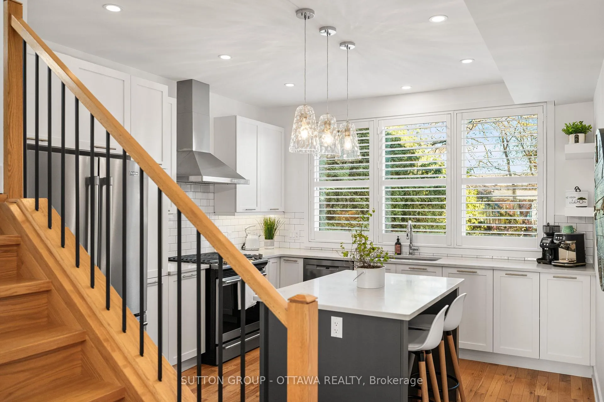 Photo 23 of 1127 North River Road, Ottawa, Overbrook — HOMEH