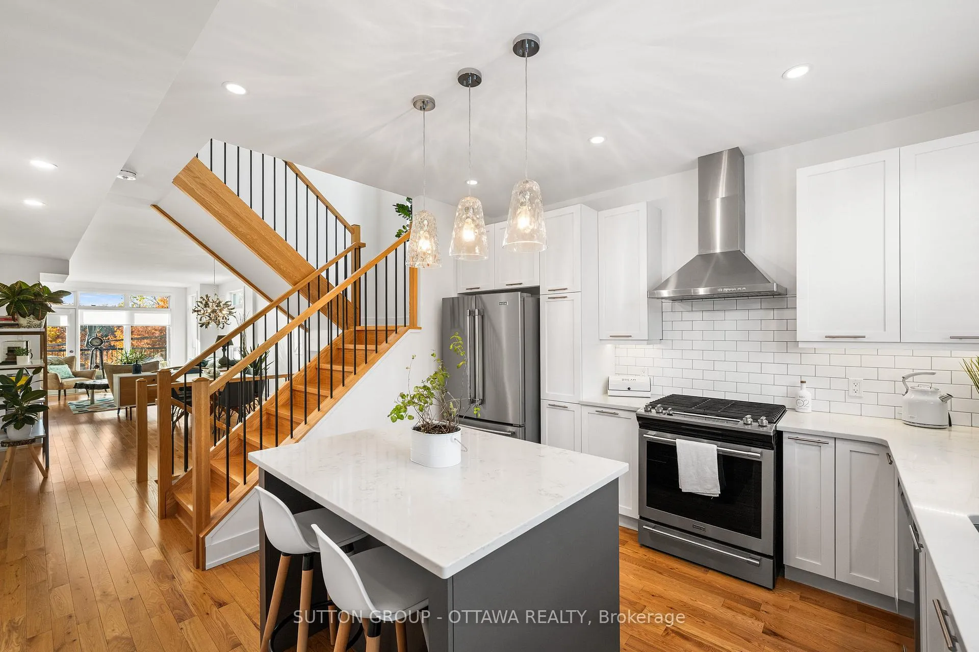 Photo 26 of 1127 North River Road, Ottawa, Overbrook — HOMEH