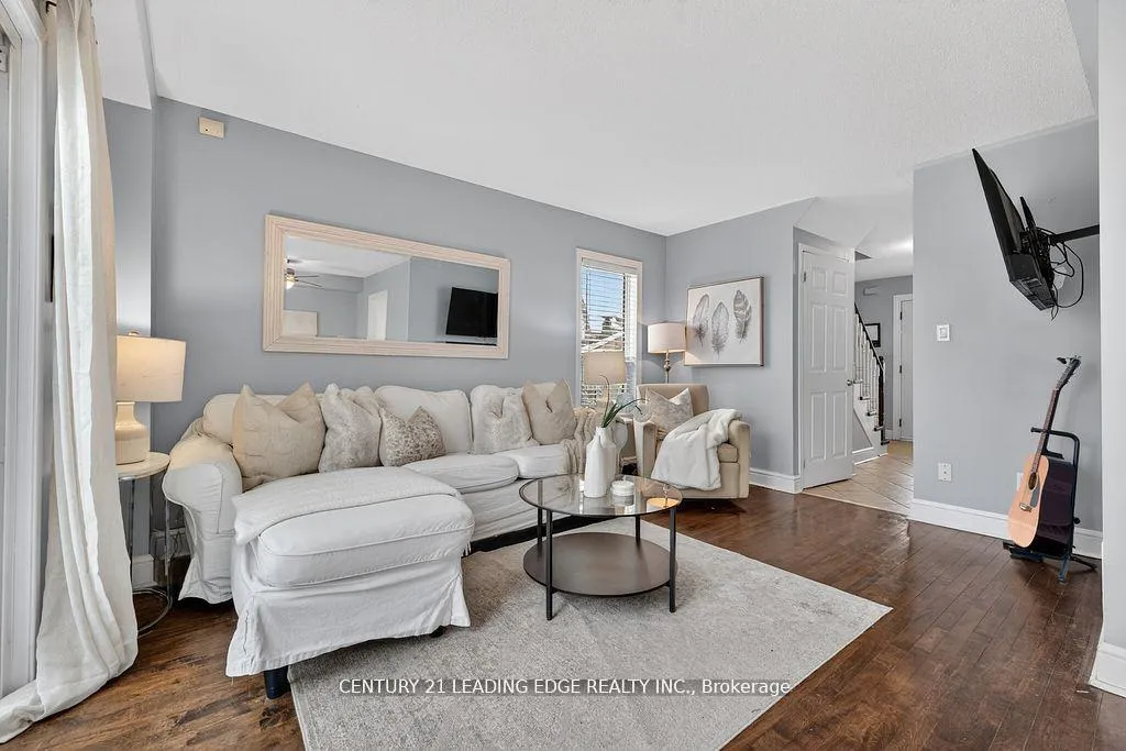 Photo 13 of 56 Ivory Court, Clarington, Bowmanville — HOMEH