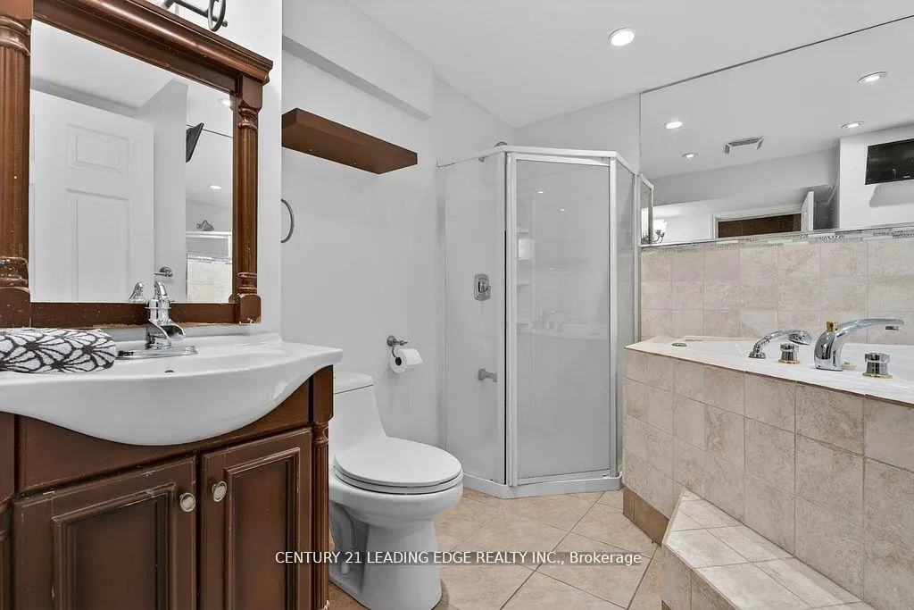 Photo 42 of 56 Ivory Court, Clarington, Bowmanville — HOMEH
