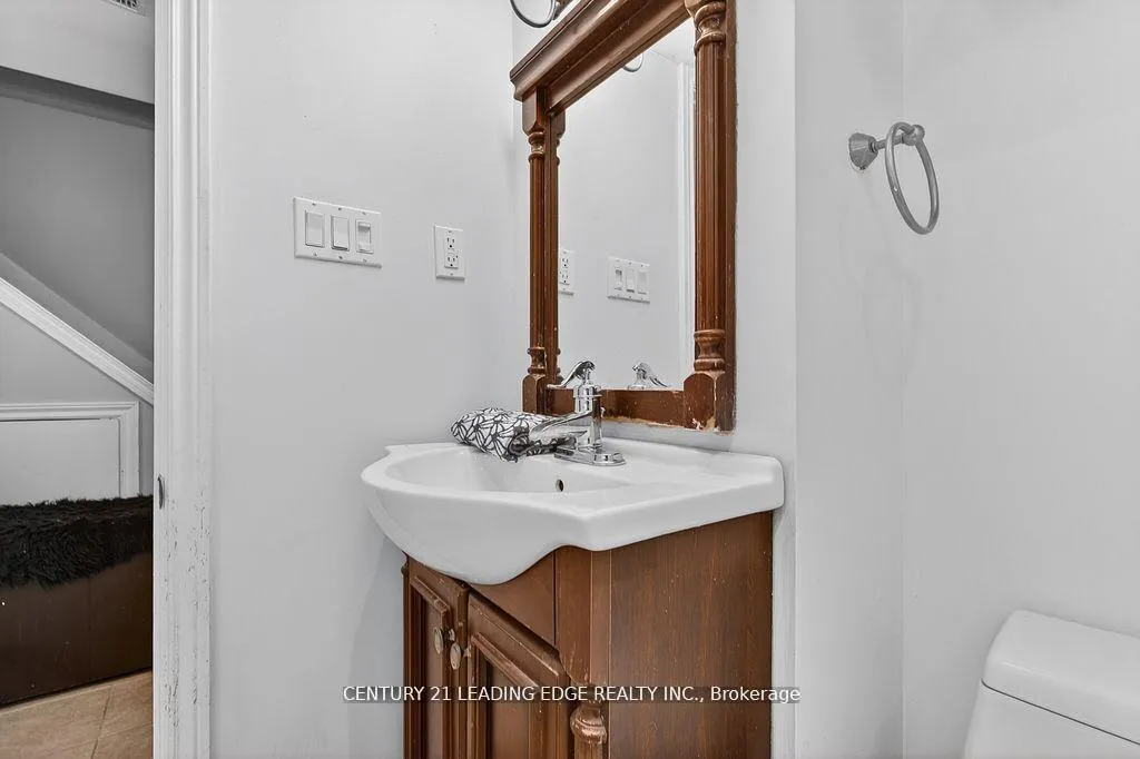 Photo 43 of 56 Ivory Court, Clarington, Bowmanville — HOMEH