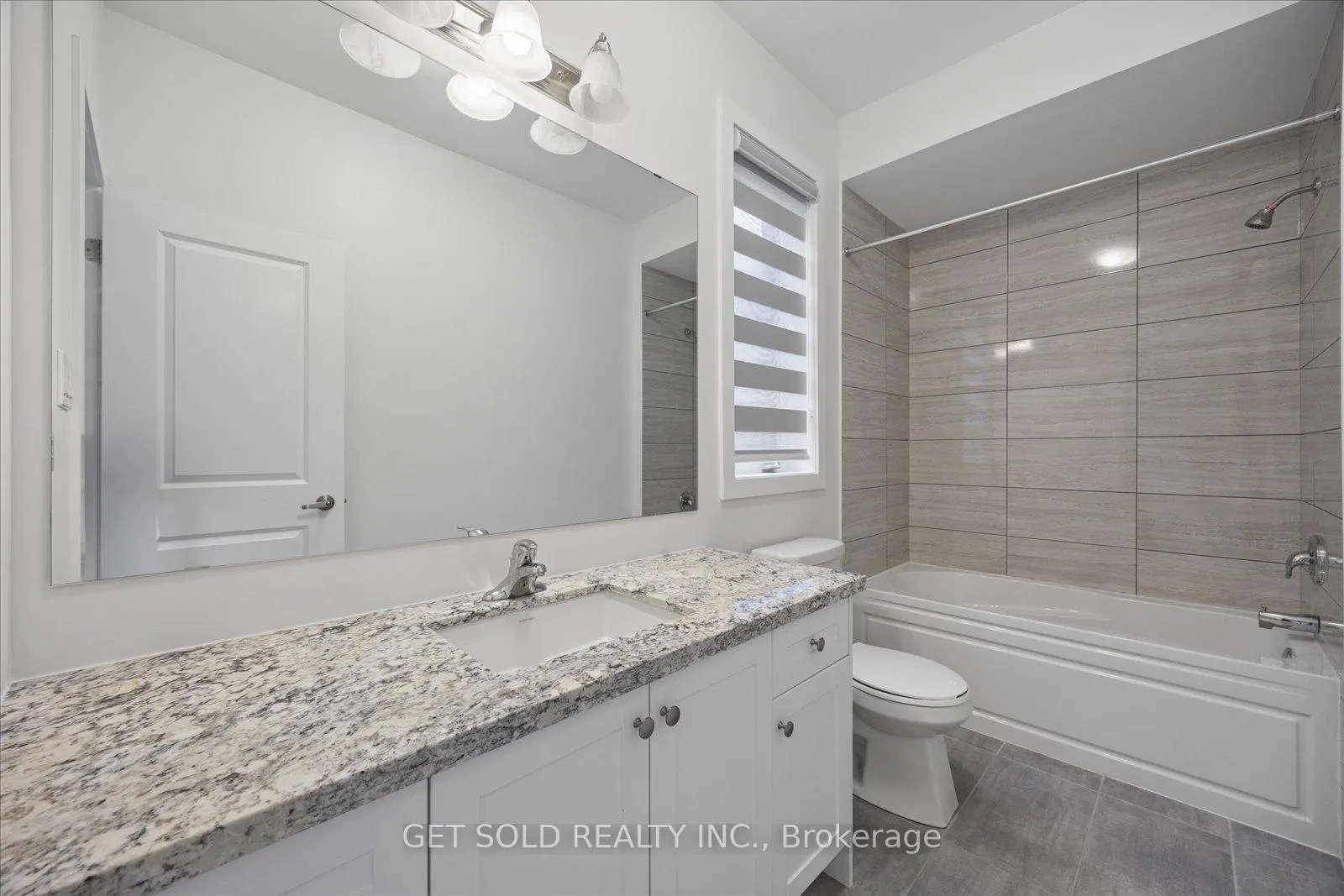 Photo 32 of 263 Factor Street, Vaughan, Kleinburg — HOMEH