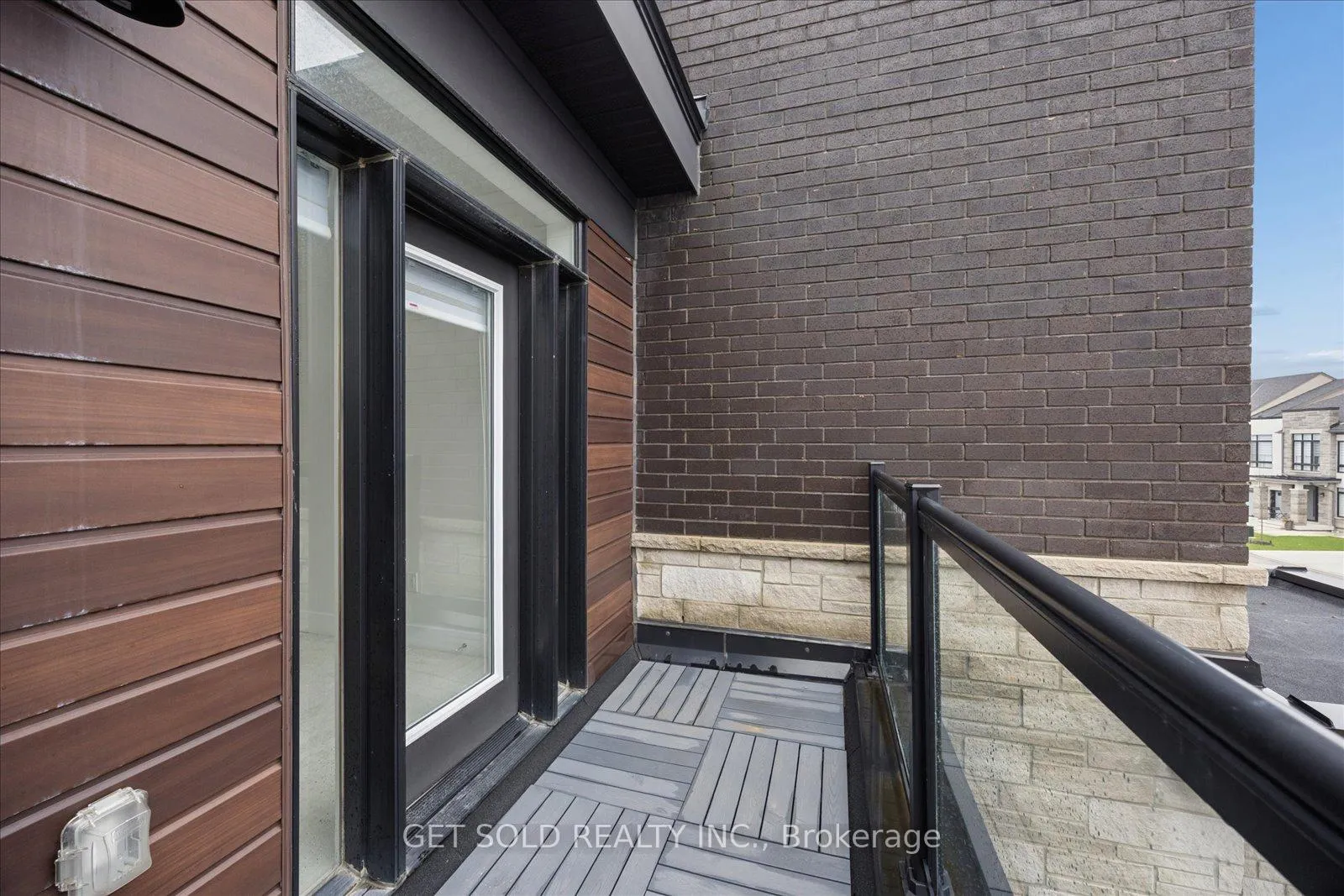 Photo 35 of 263 Factor Street, Vaughan, Kleinburg — HOMEH