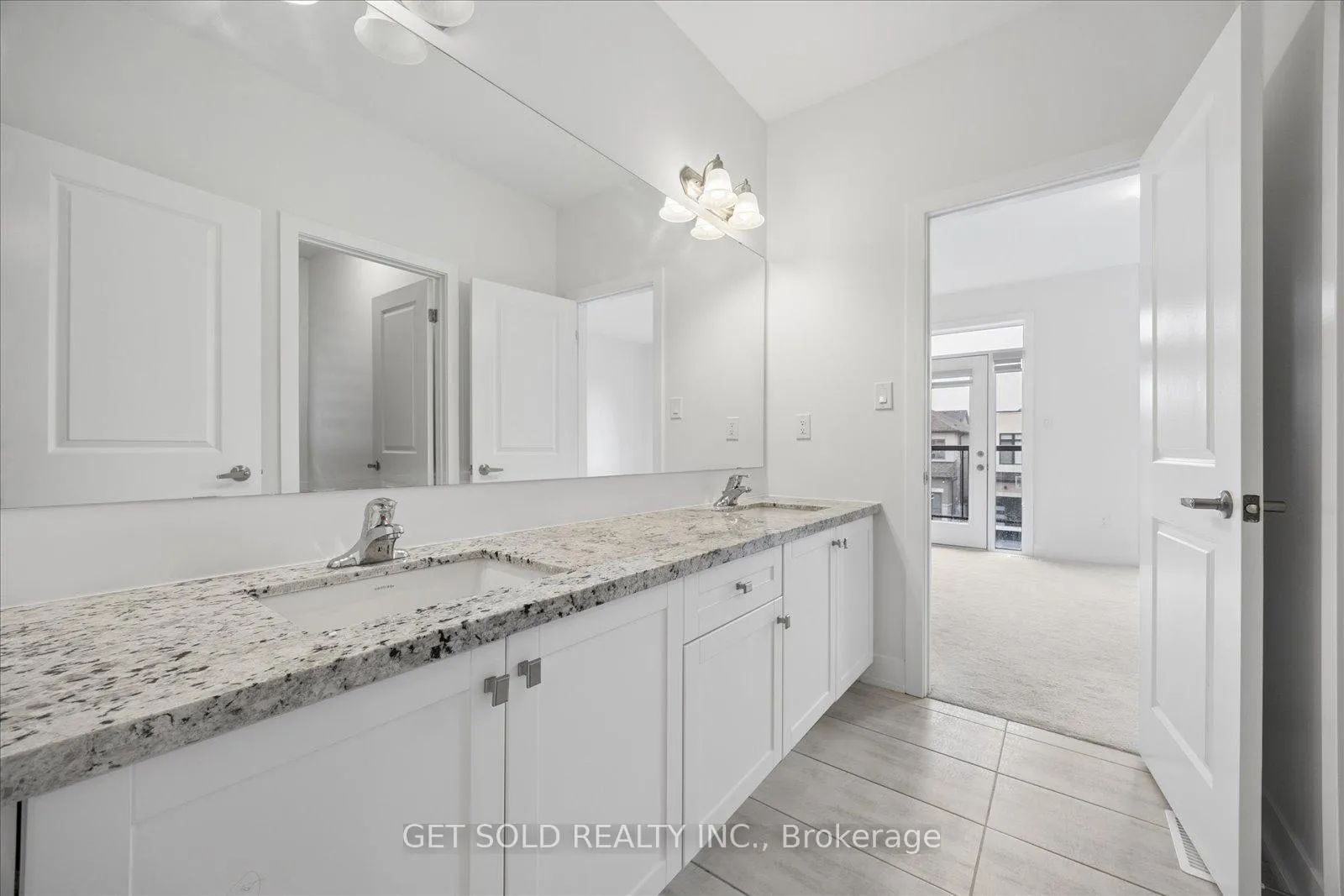 Photo 38 of 263 Factor Street, Vaughan, Kleinburg — HOMEH