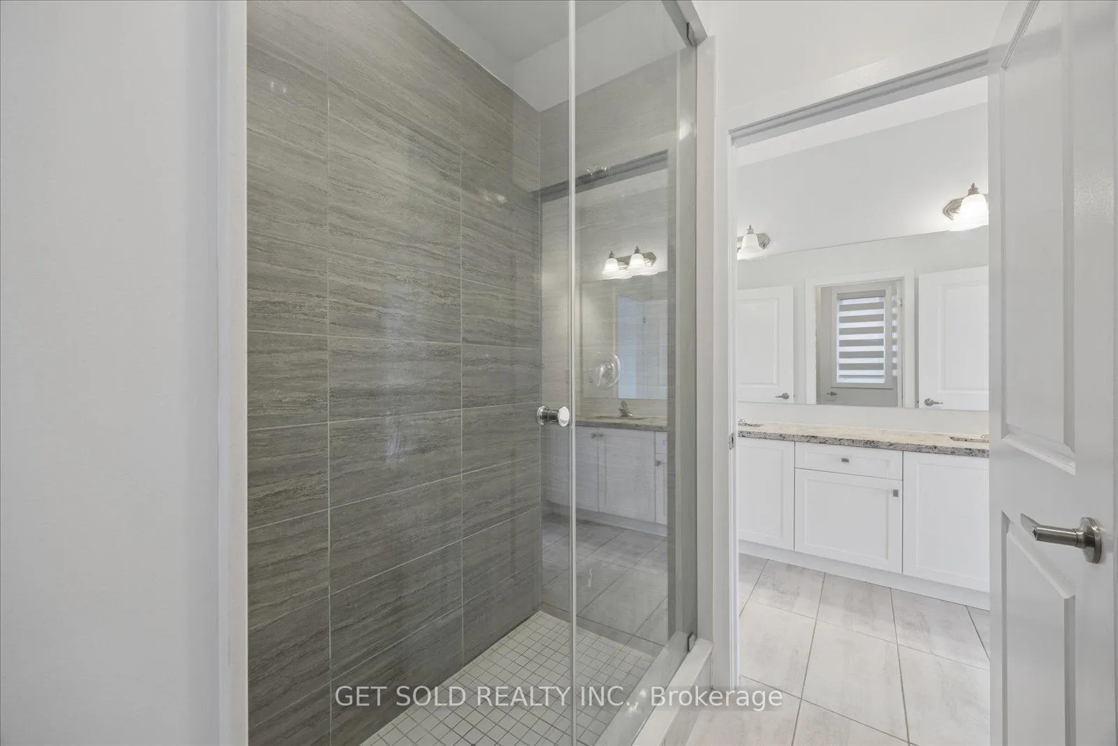 Photo 39 of 263 Factor Street, Vaughan, Kleinburg — HOMEH