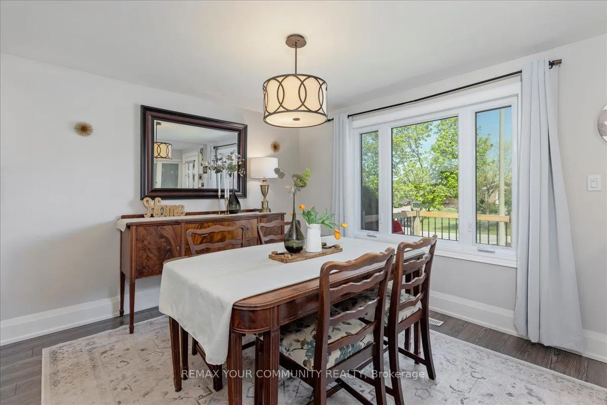 Photo 9 of 13 Waddington Crescent, Barrie, Holly — HOMEH